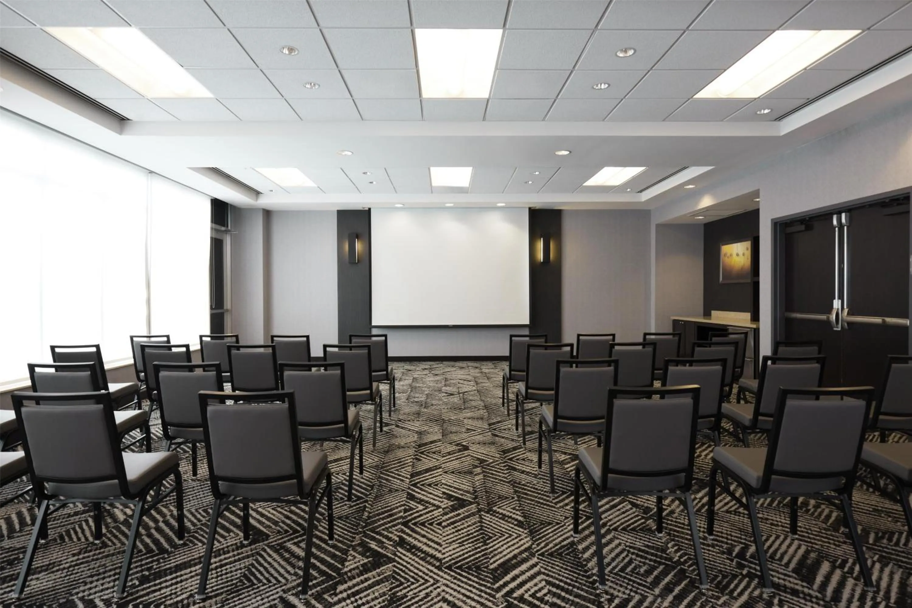 Meeting/conference room in Hyatt Place New York Yonkers