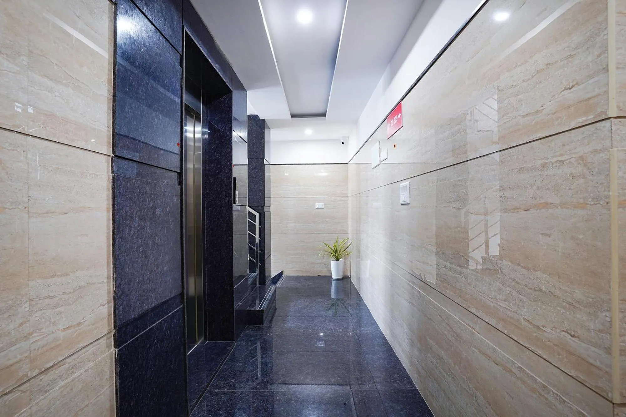 Lobby or reception in FabHotel HSR Gateway - Nr Forum Mall