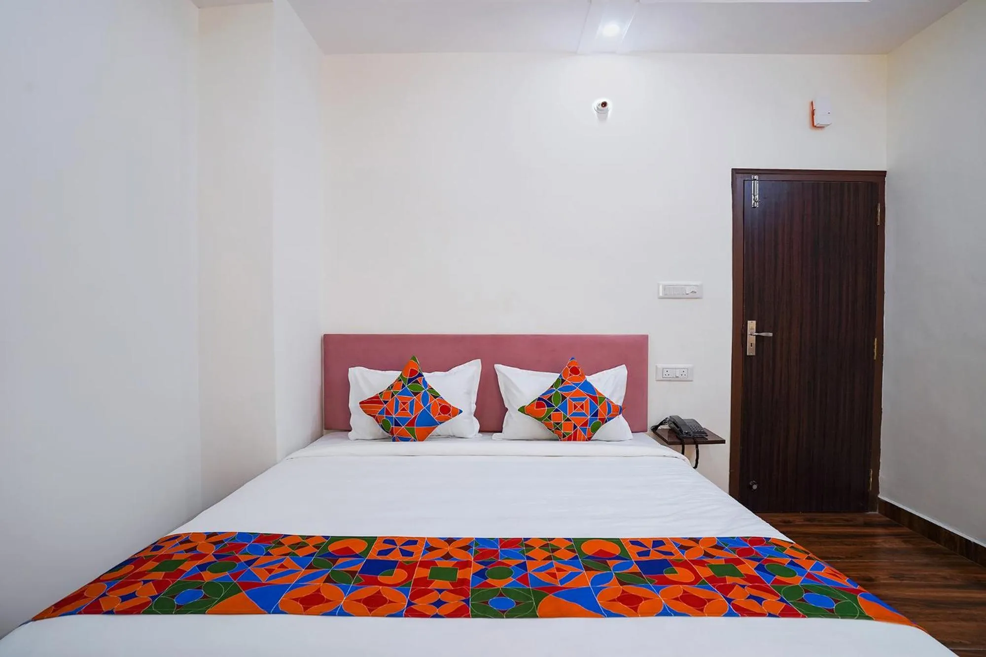 Bed in FabHotel HSR Gateway - Nr Forum Mall