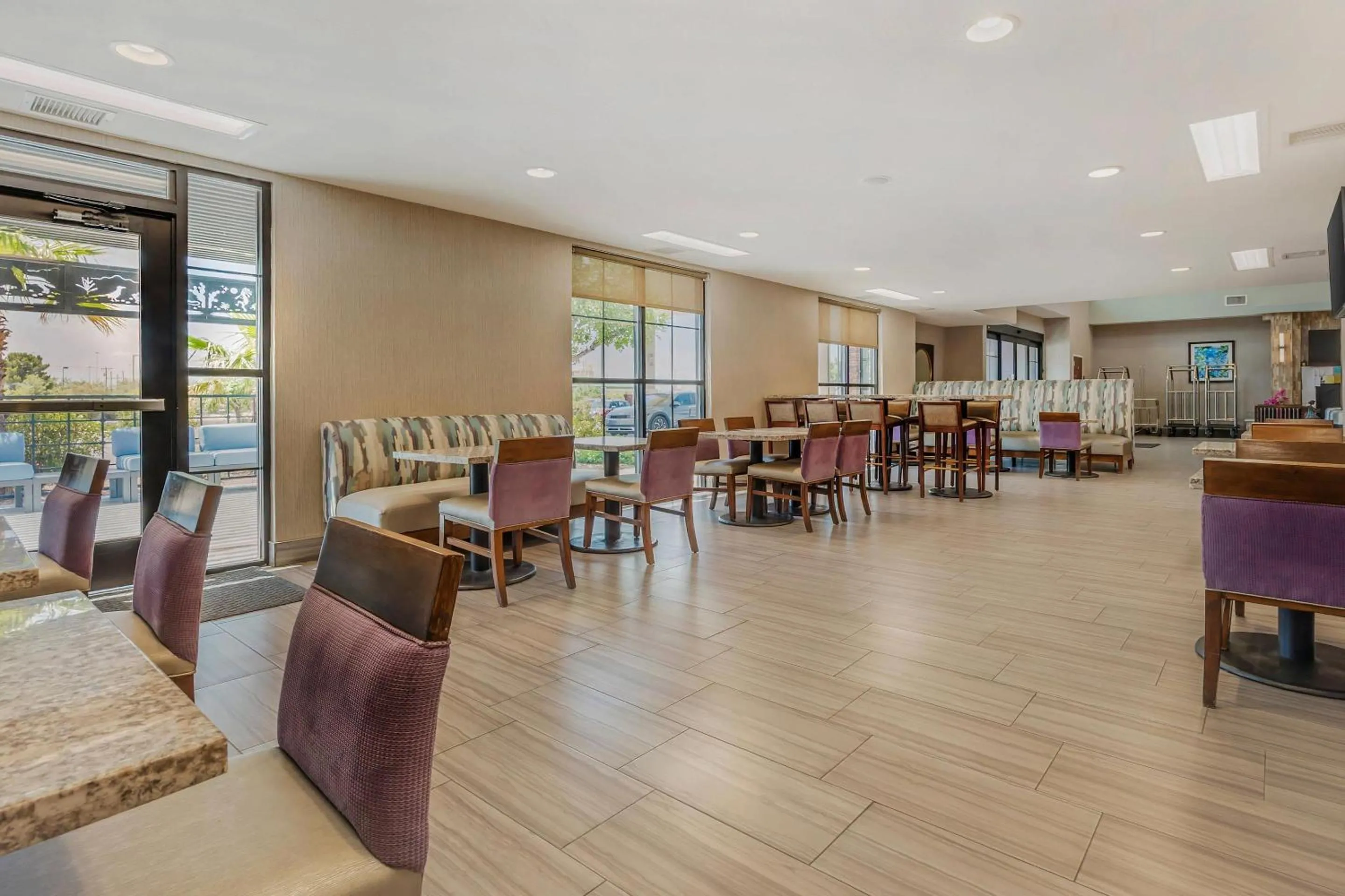 Breakfast in Comfort Suites of Las Cruces I-25 North