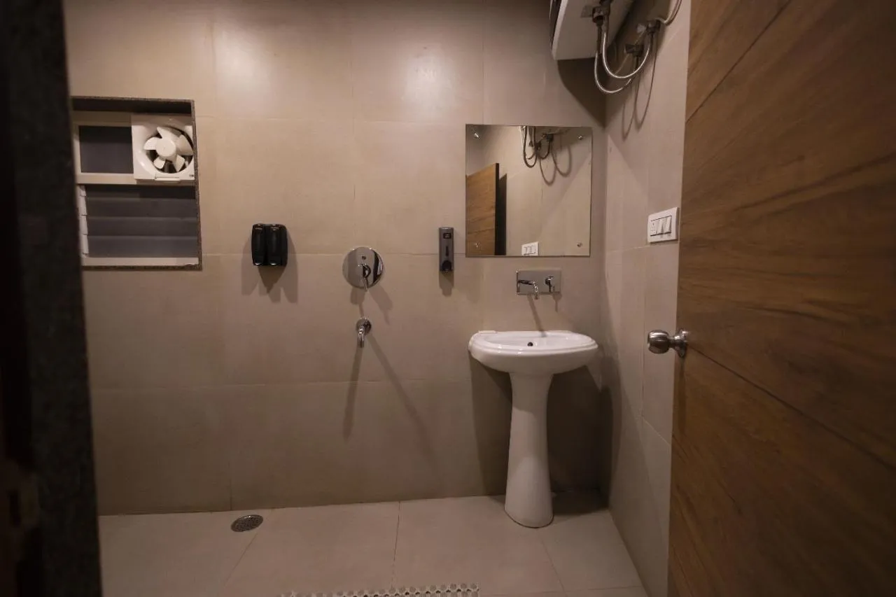 INDUS TIARA- A Corporate Boutique Hotel