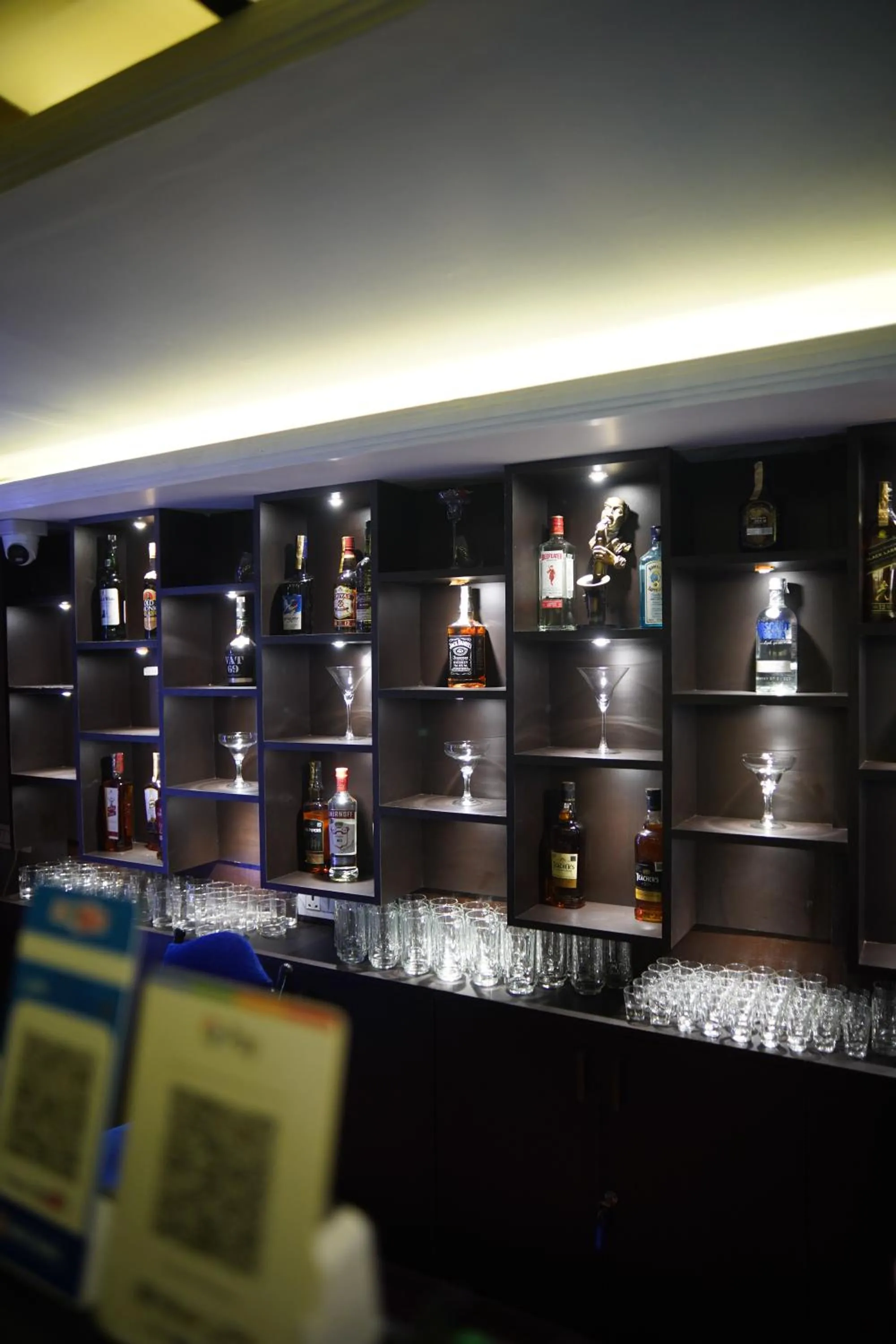 Restaurant/places to eat in INDUS TIARA- A Corporate Boutique Hotel