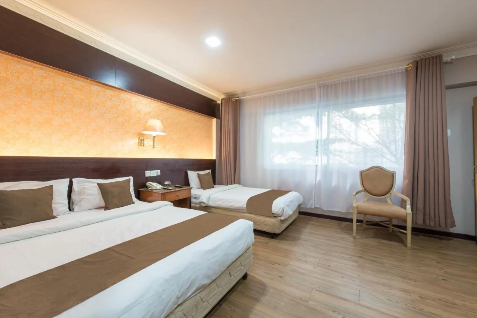 Bed in Hotel grand orchard