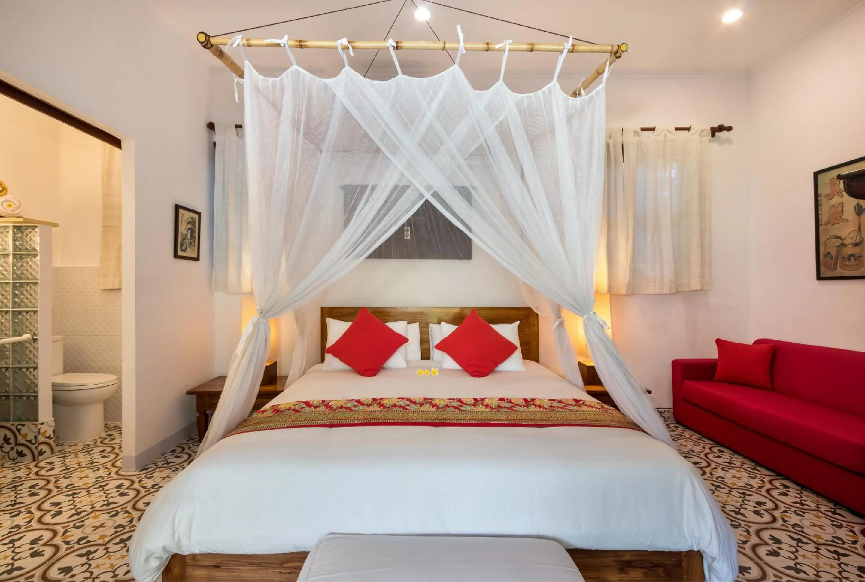 Bedroom, Bed in Villa Eight