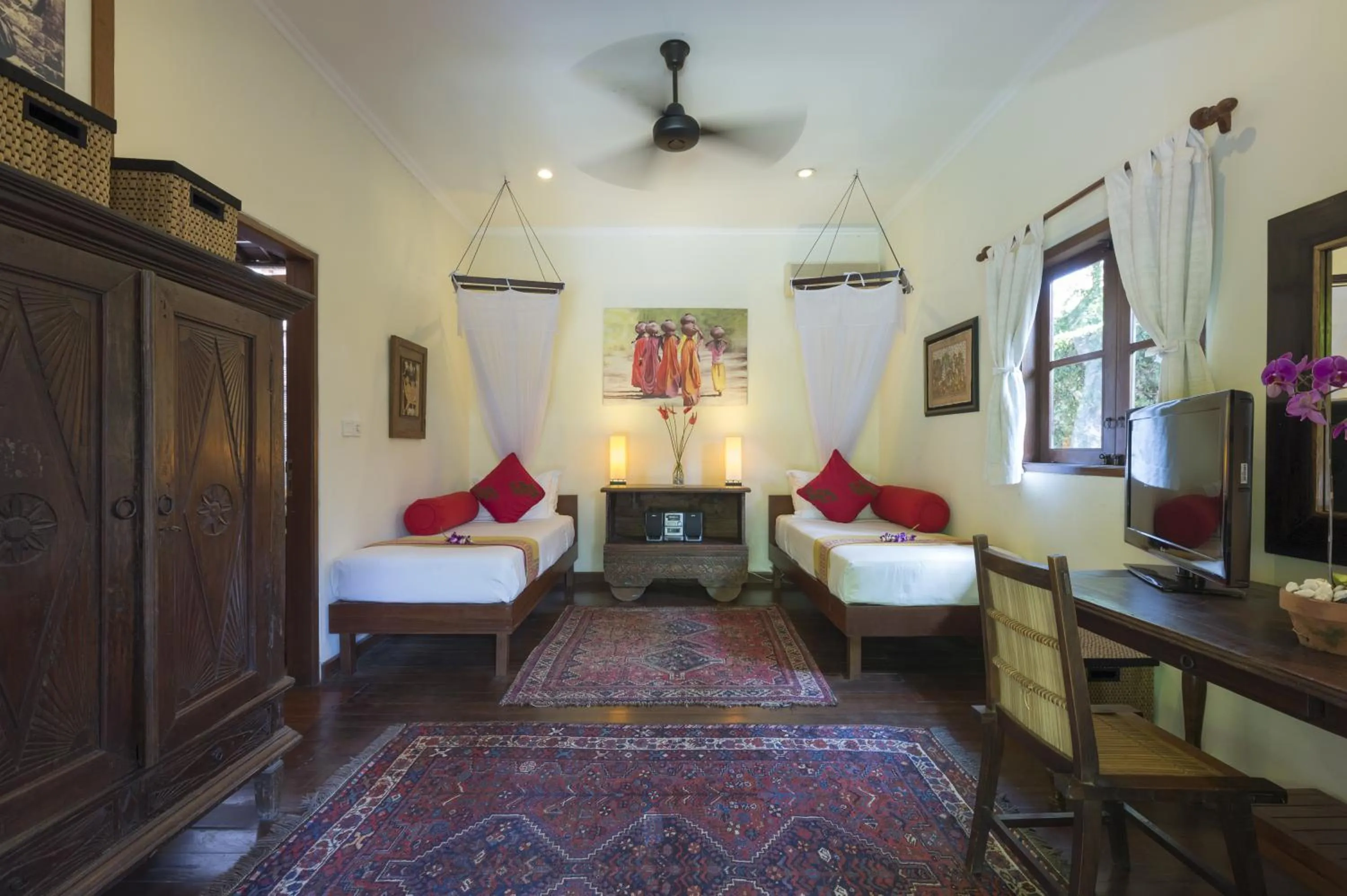 TV and multimedia, Bed in Villa Eight