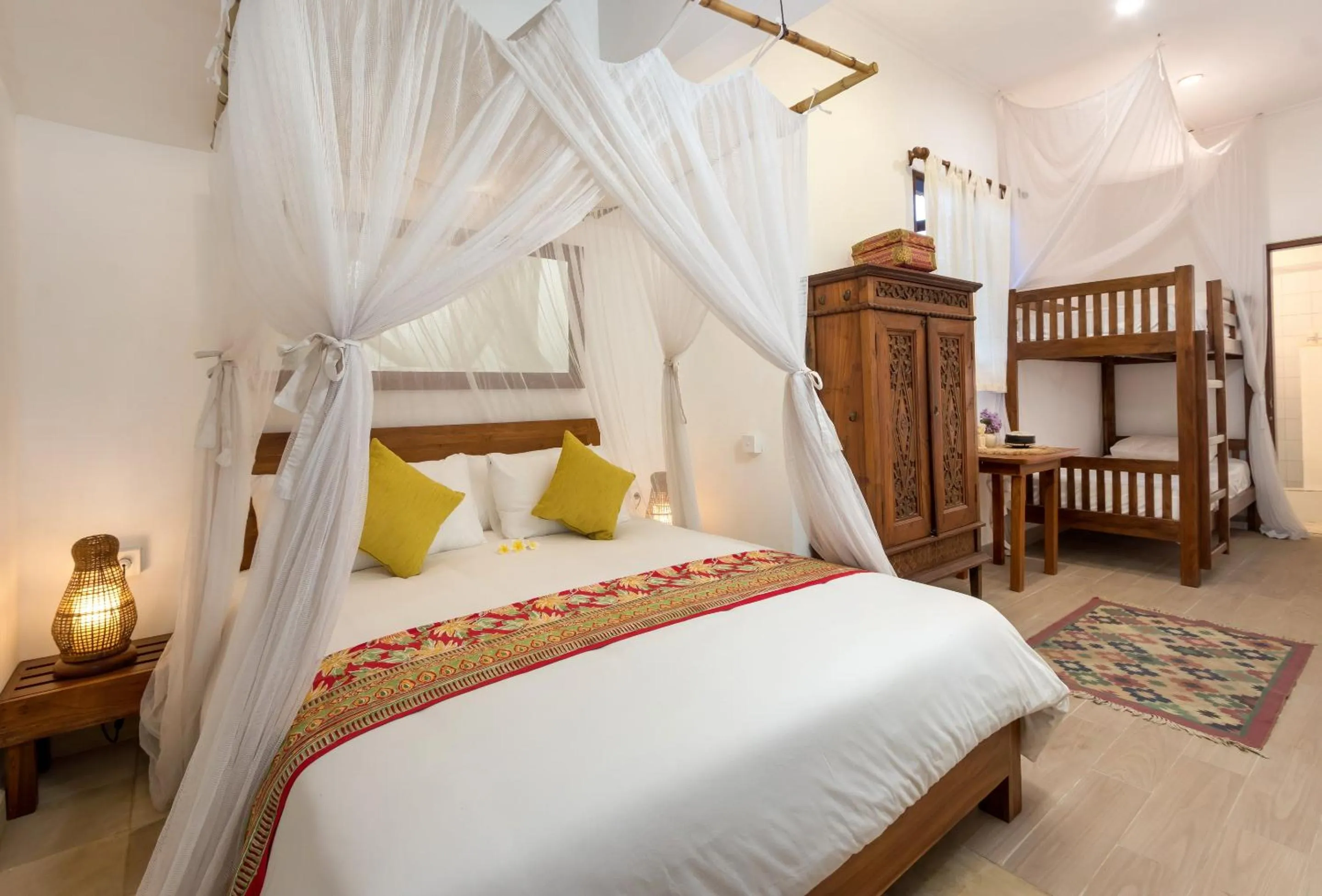 Bedroom, Bed in Villa Eight