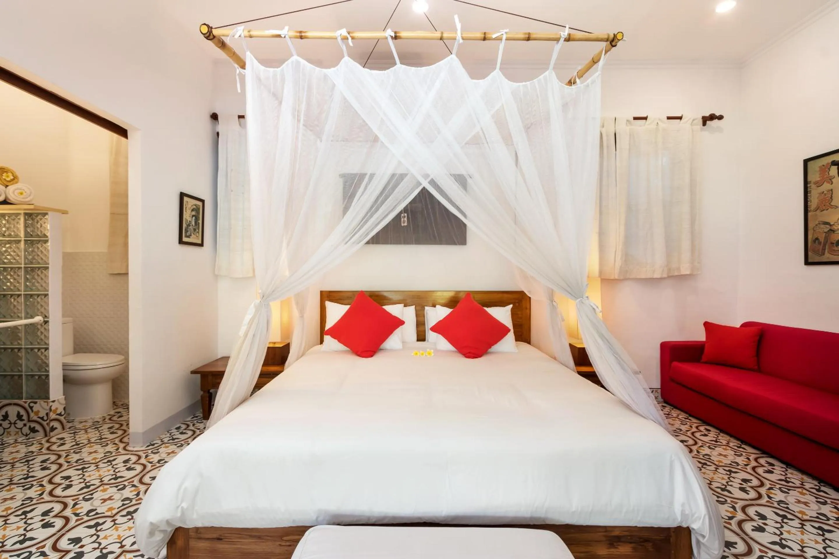 Bedroom, Bed in Villa Eight