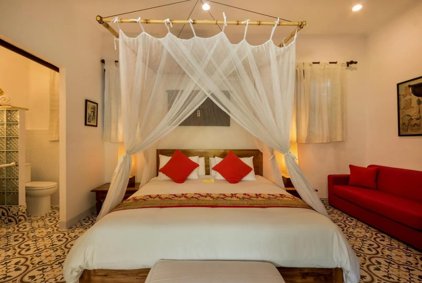 Bedroom, Bed in Villa Eight