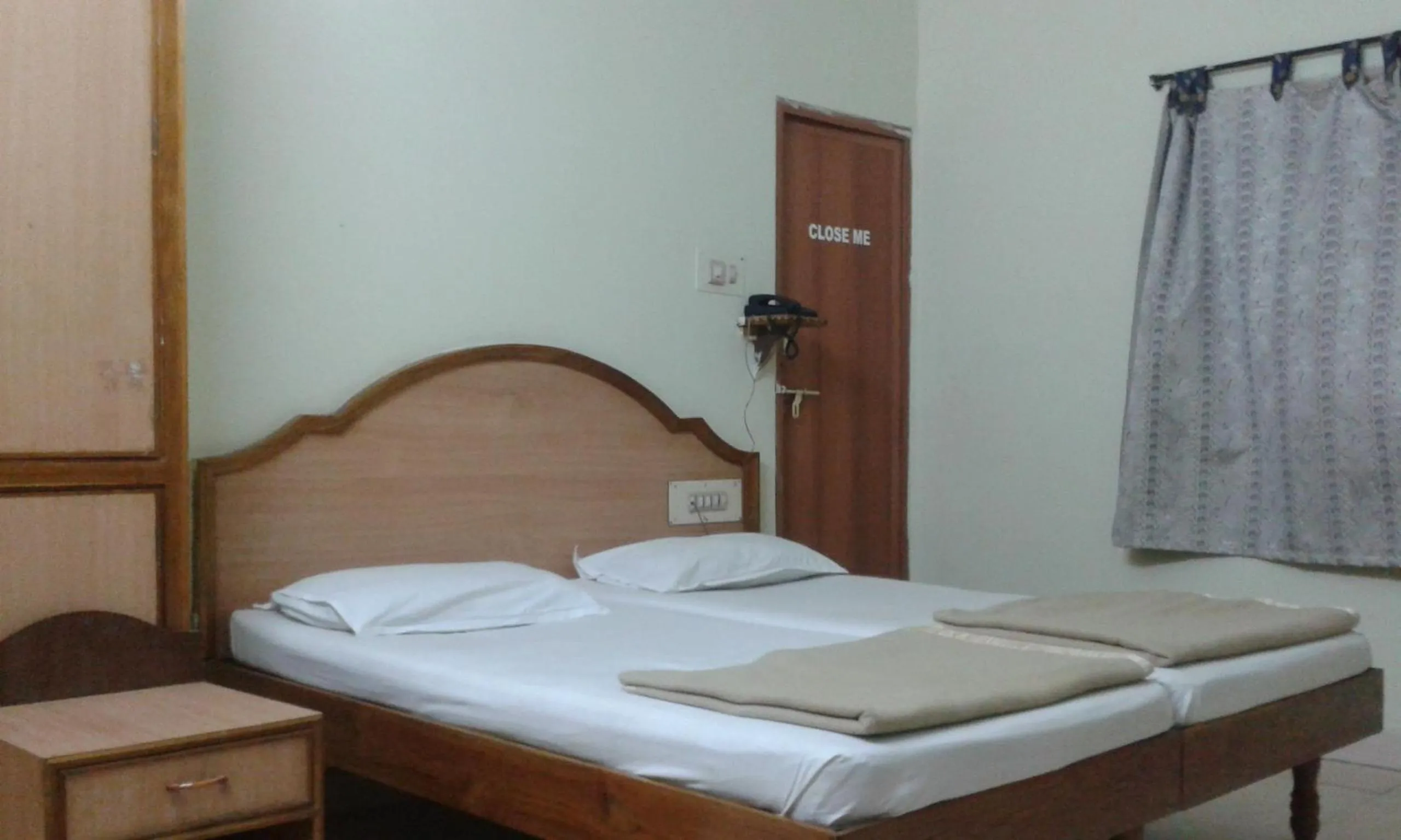 Bed in Hotel Agarala Residency