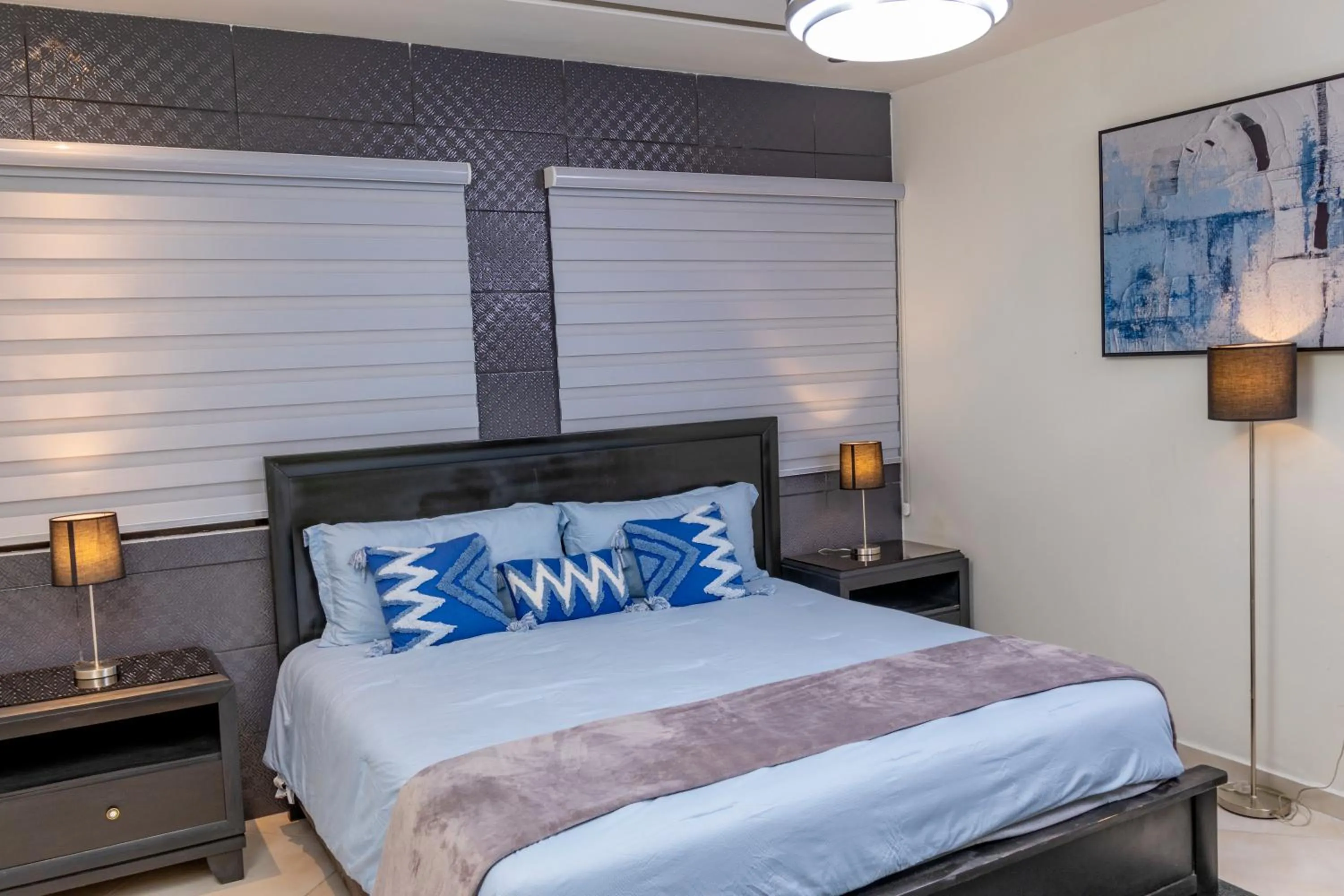 Bed in Luxury Canyon Suites