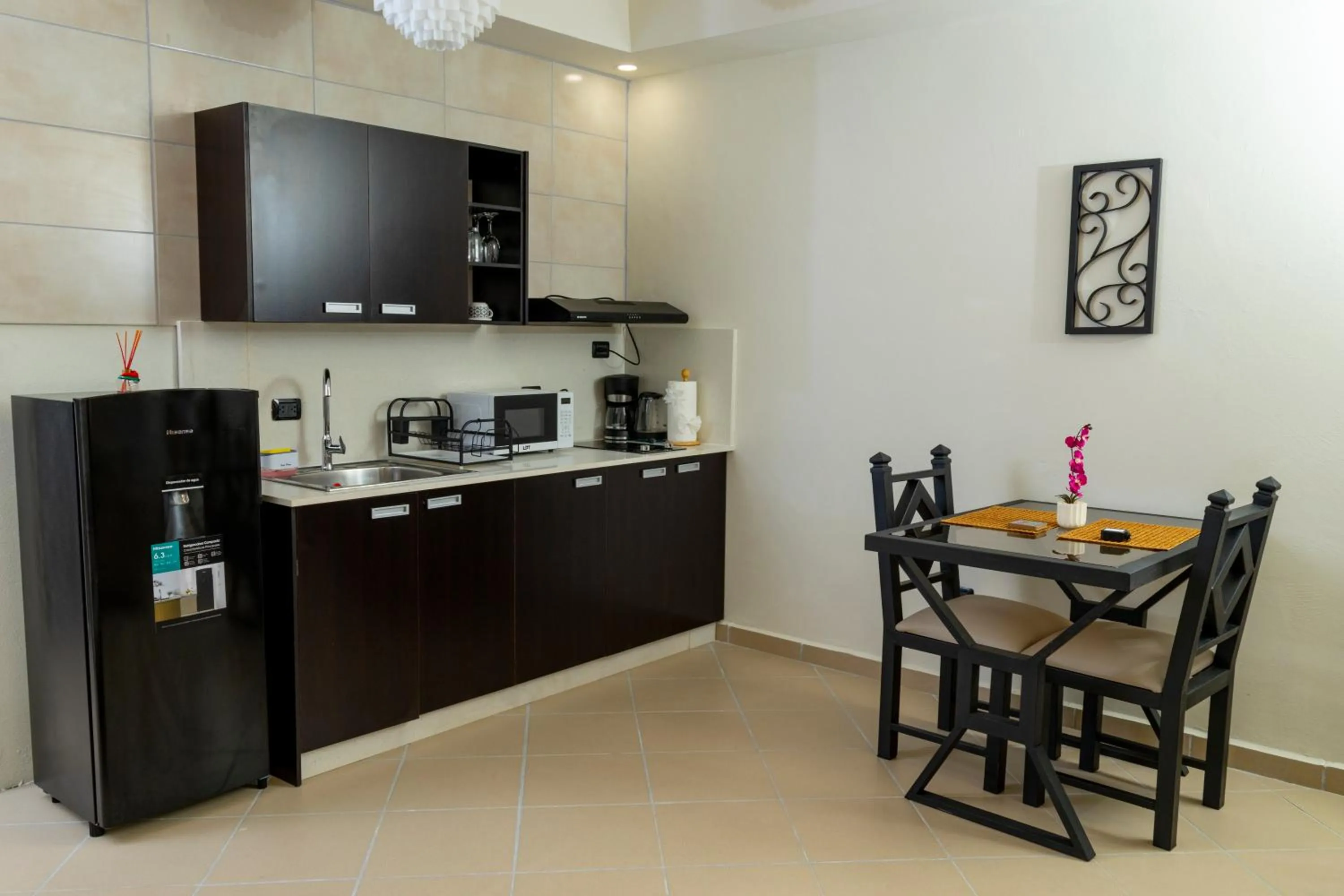 Coffee/tea facilities in Luxury Canyon Suites