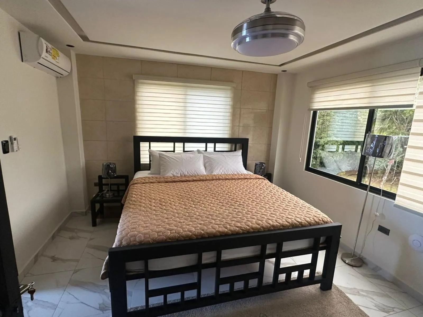 Bed in Luxury Canyon Suites