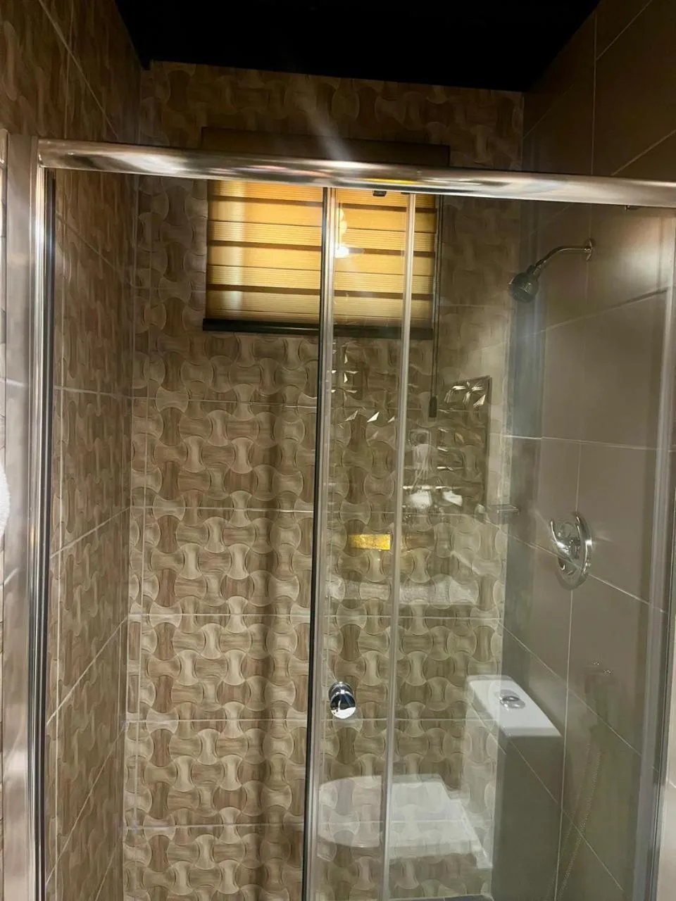 Shower in Luxury Canyon Suites