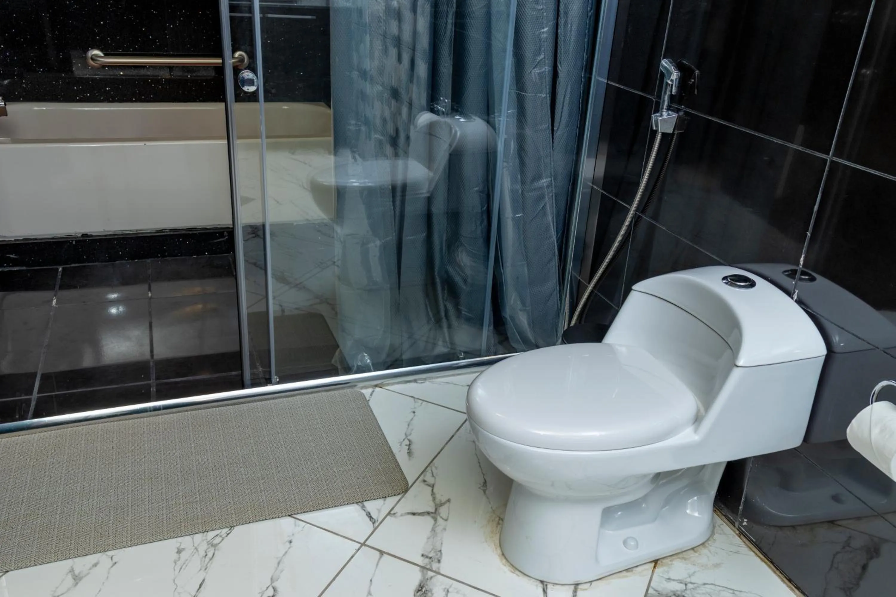 Shower in Luxury Canyon Suites