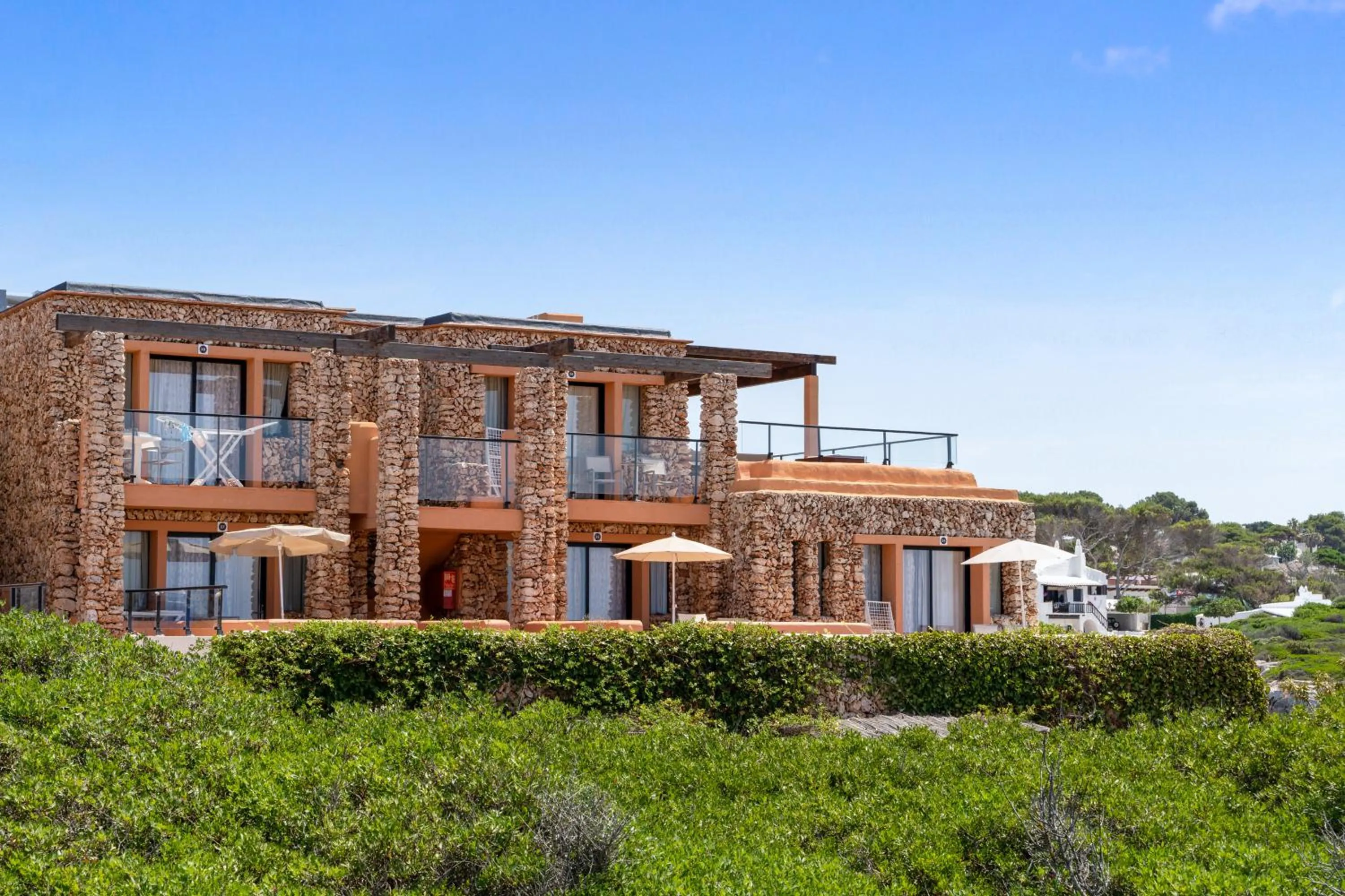 Facade/entrance in Hotel Menorca Binibeca - Adults Recommended - by Pierre & Vacances Premium