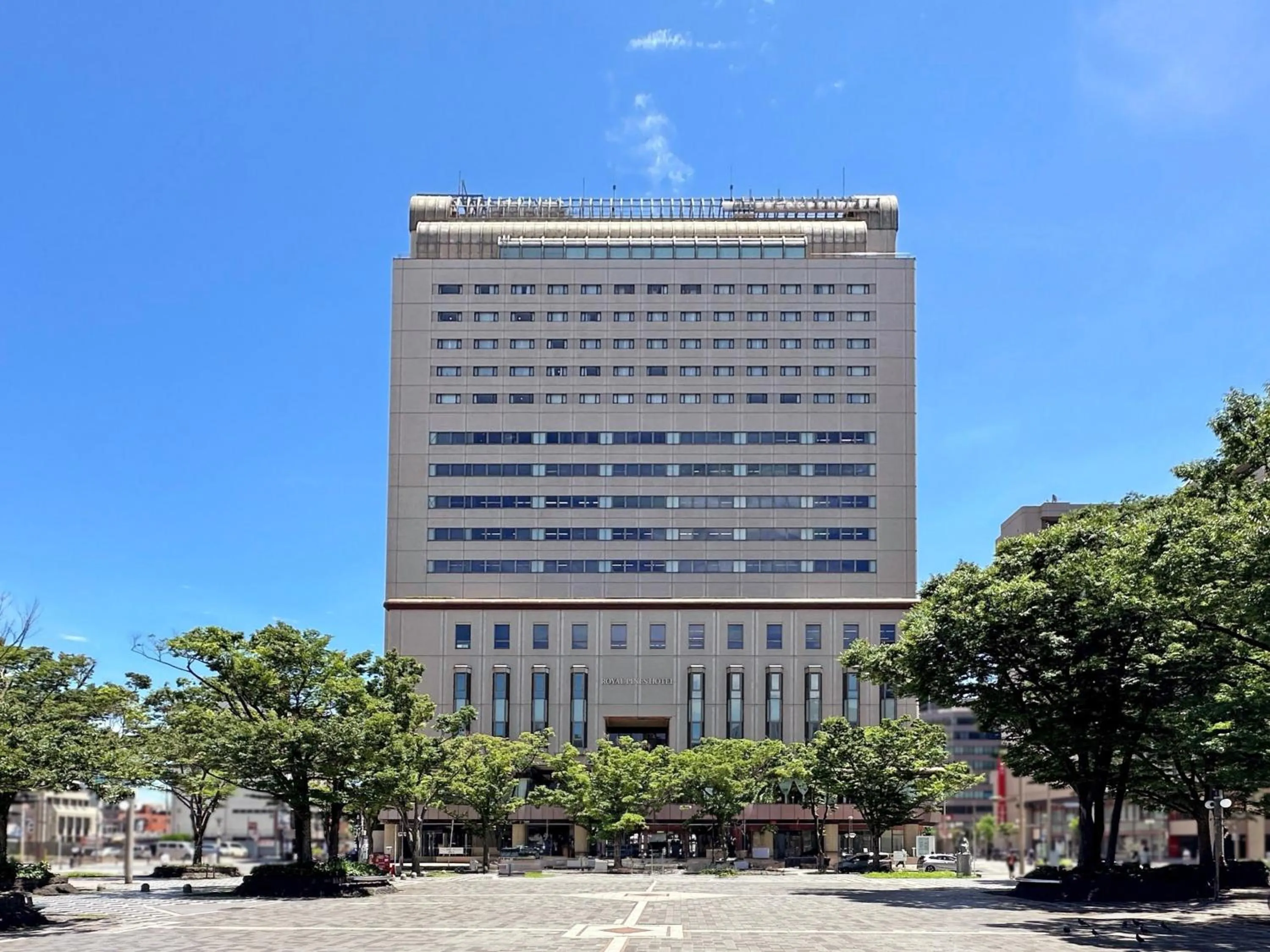 Property building in Royal Pines Hotel Chiba