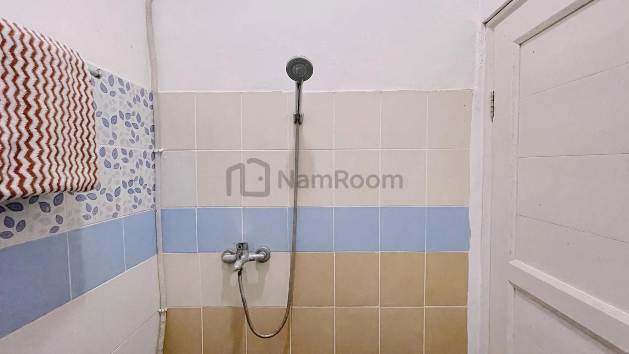 Bathroom in Koen Panorama by NamRoom