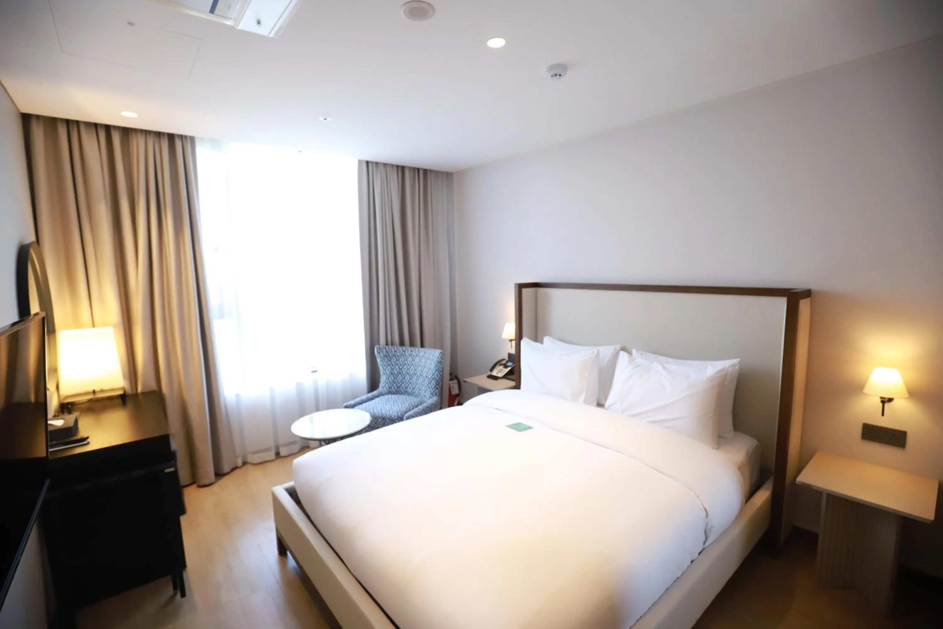 Bed in The May Hotel