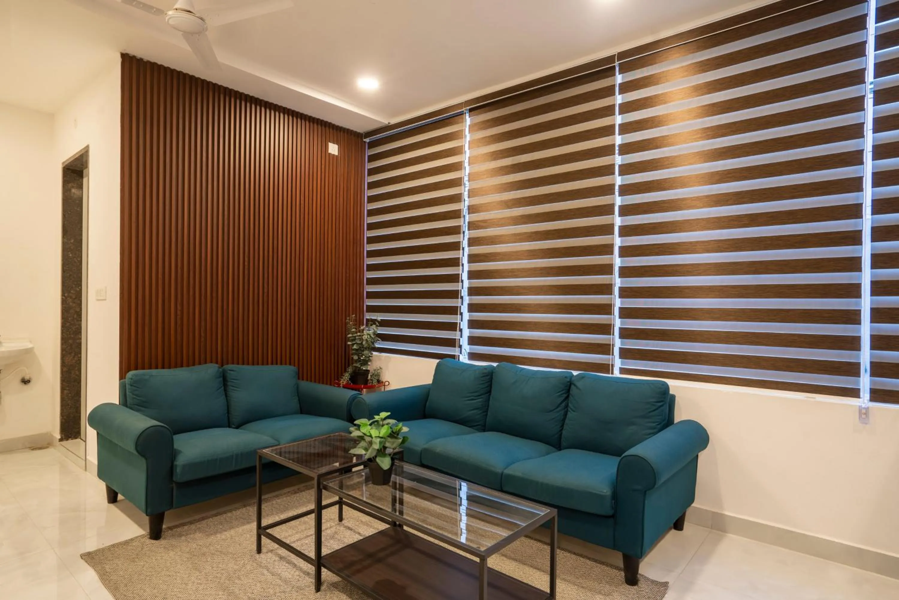 Seating area in Treebo De Alphabet Gachibowli