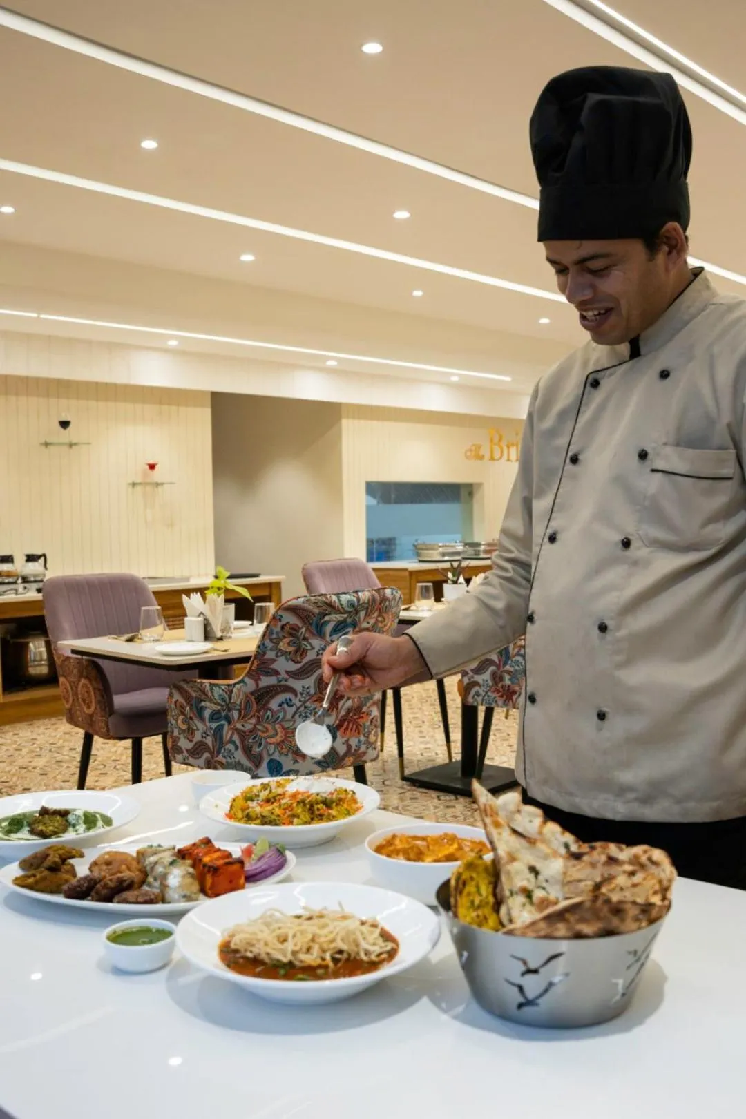 Clarks Inn Suites Agra Near Tajmahal