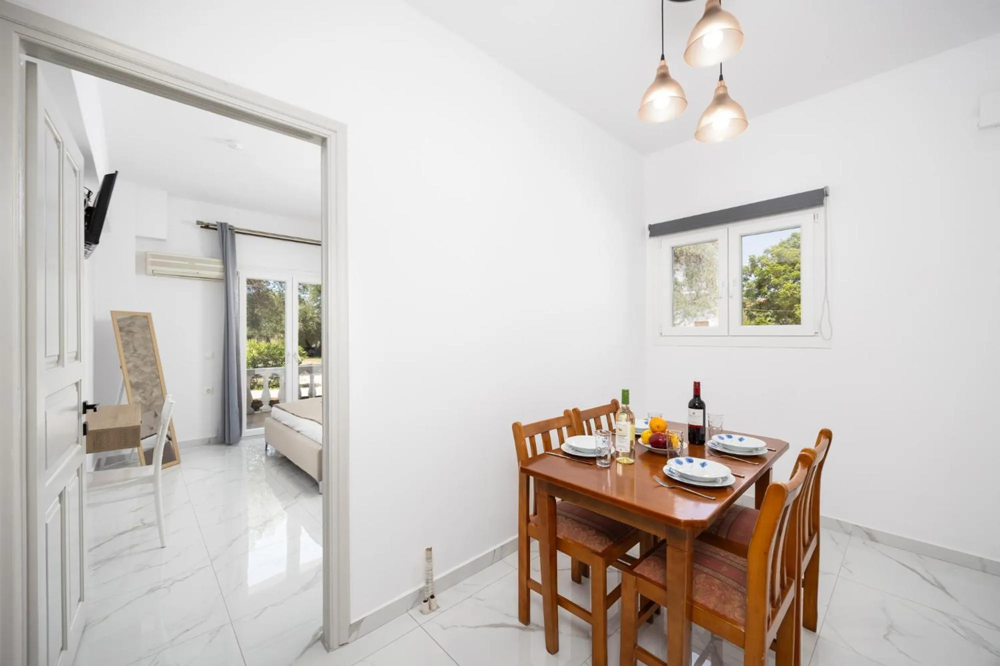 Dining area in Kosmas Apartments