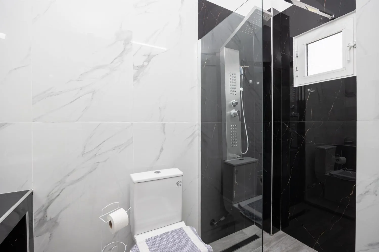 Bathroom in Kosmas Apartments