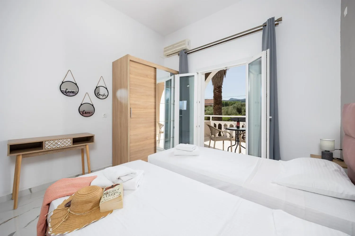 Bed in Kosmas Apartments