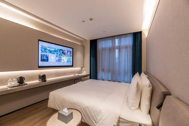 Bed in Orange crystal Shanghai Lujiazui Expo Center