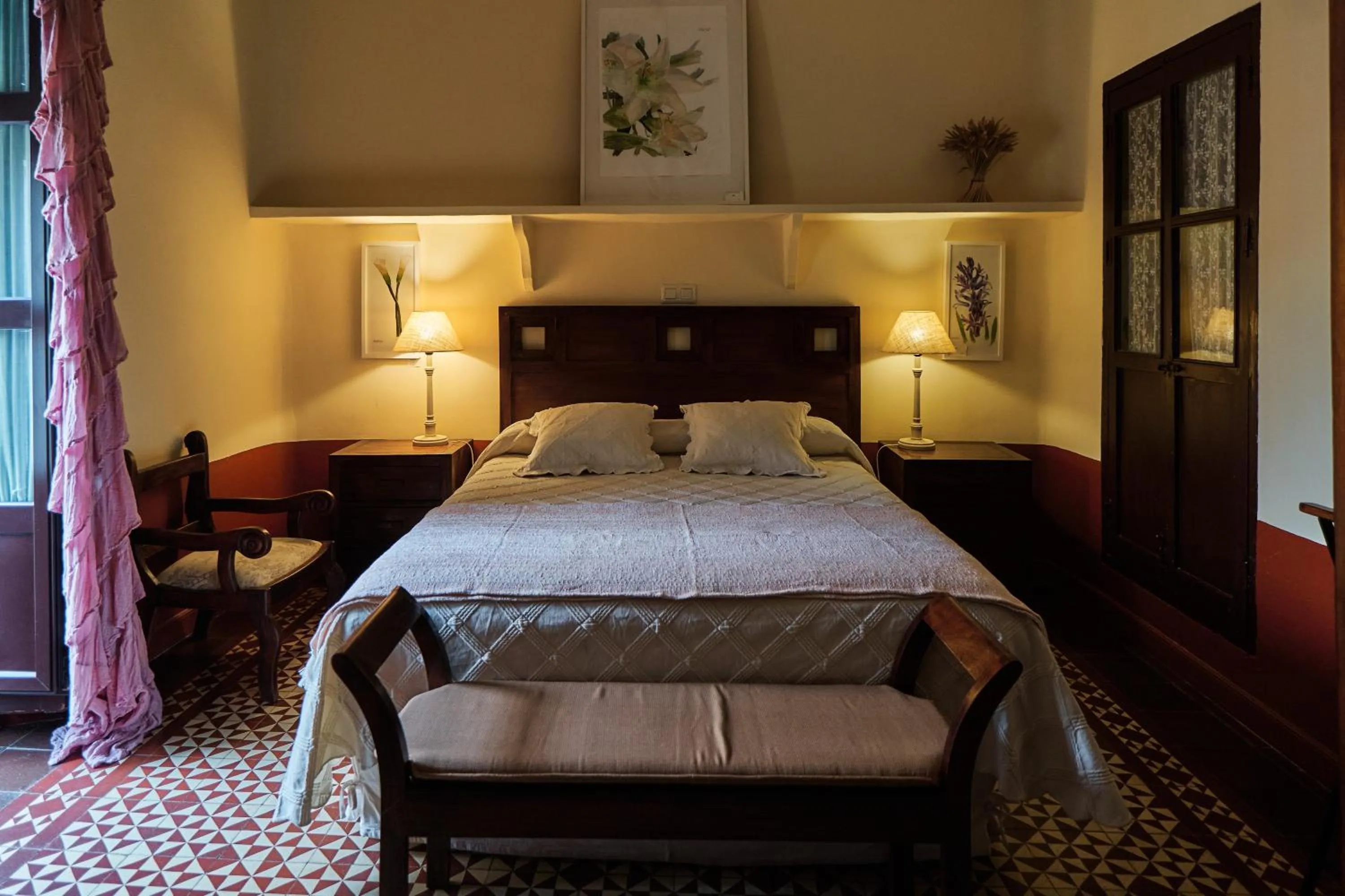 Double Room with Balcony - single occupancy in Hotel Rural La Vida de Antes