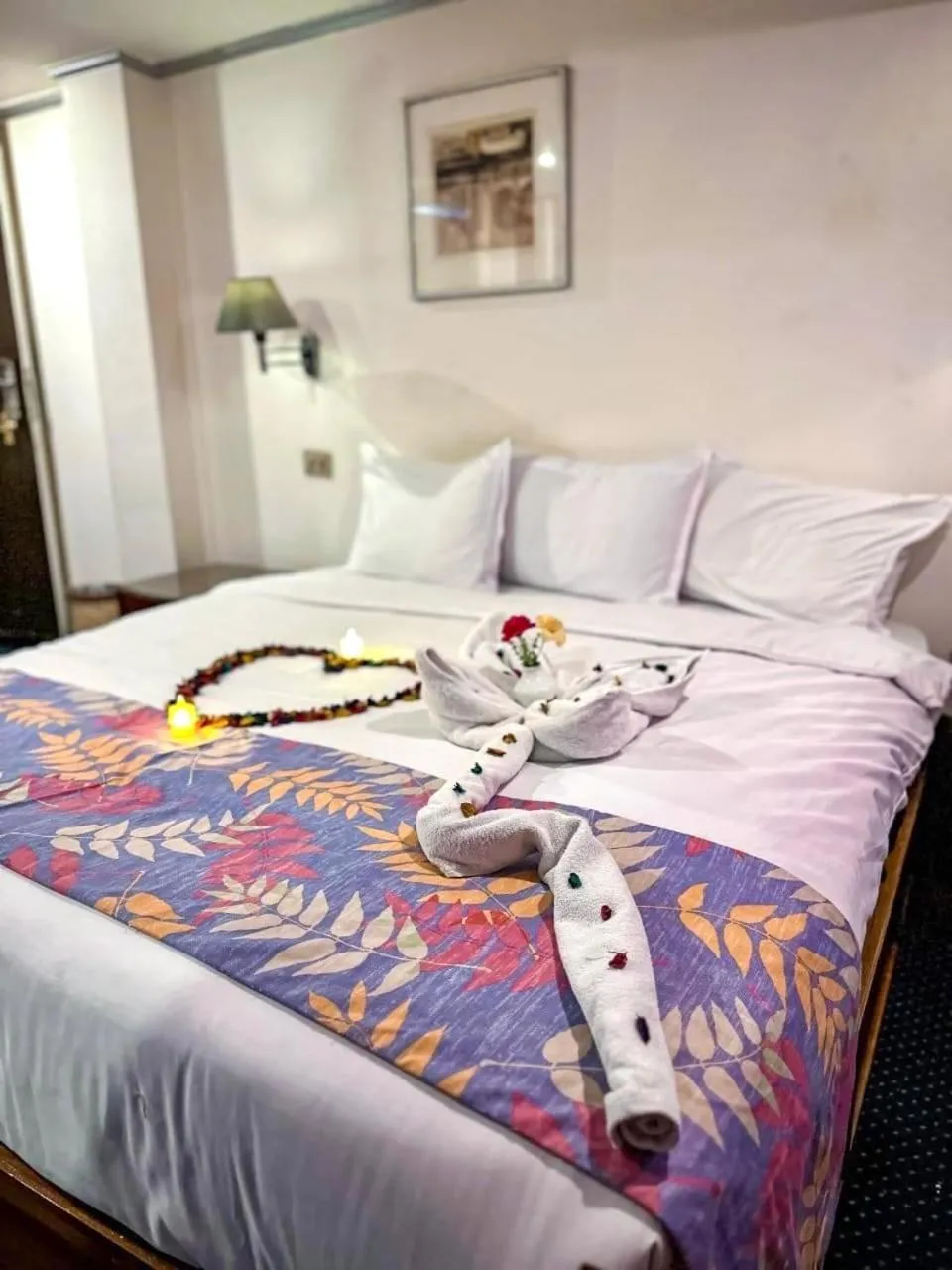 Bed in Nile View Aton Cruise