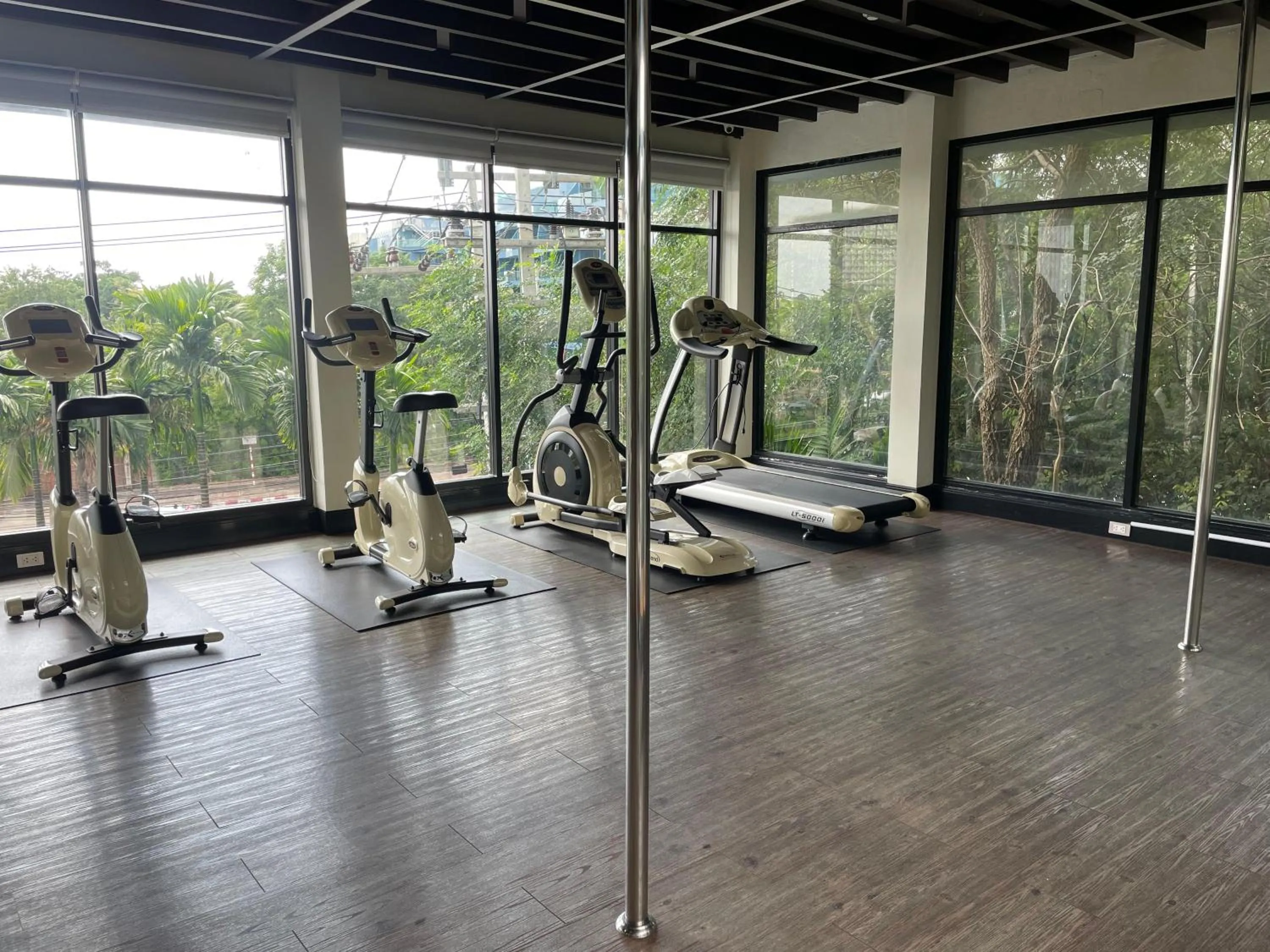 Fitness centre/facilities in Dusit Grand Condo View