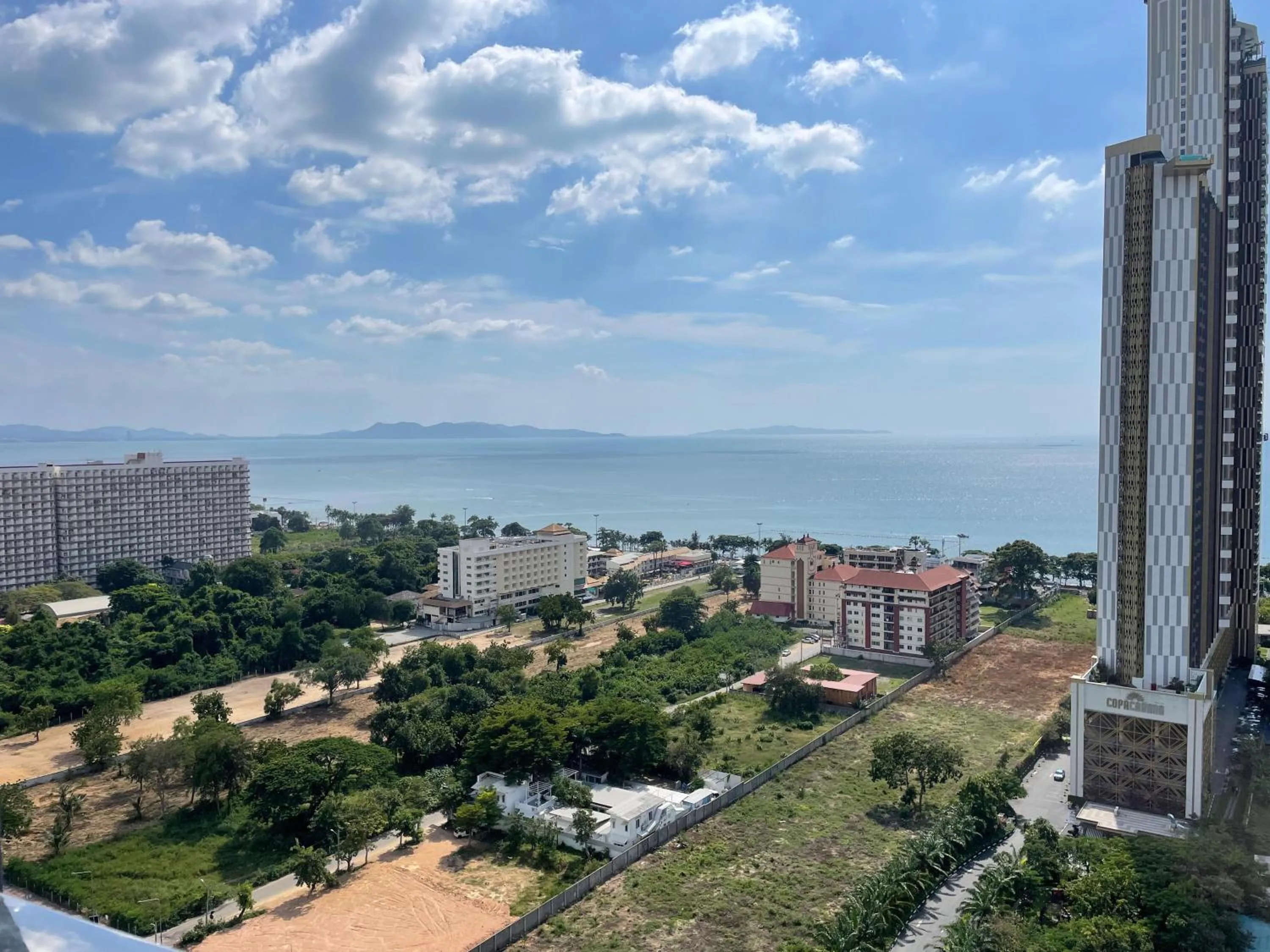 Sea view in Dusit Grand Condo View