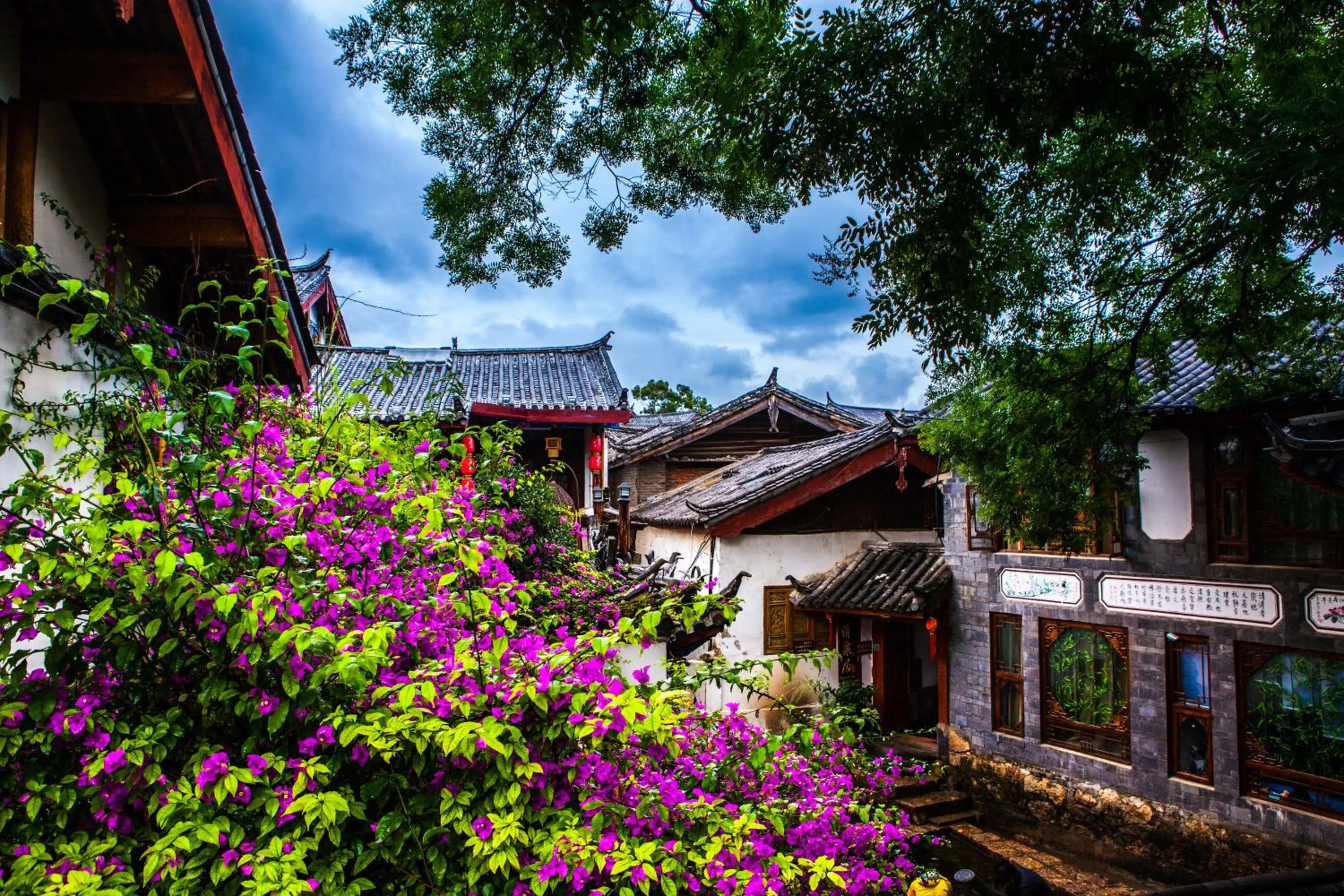 Nearby landmark in Lijiang Old Town Echarm Plus Hotel