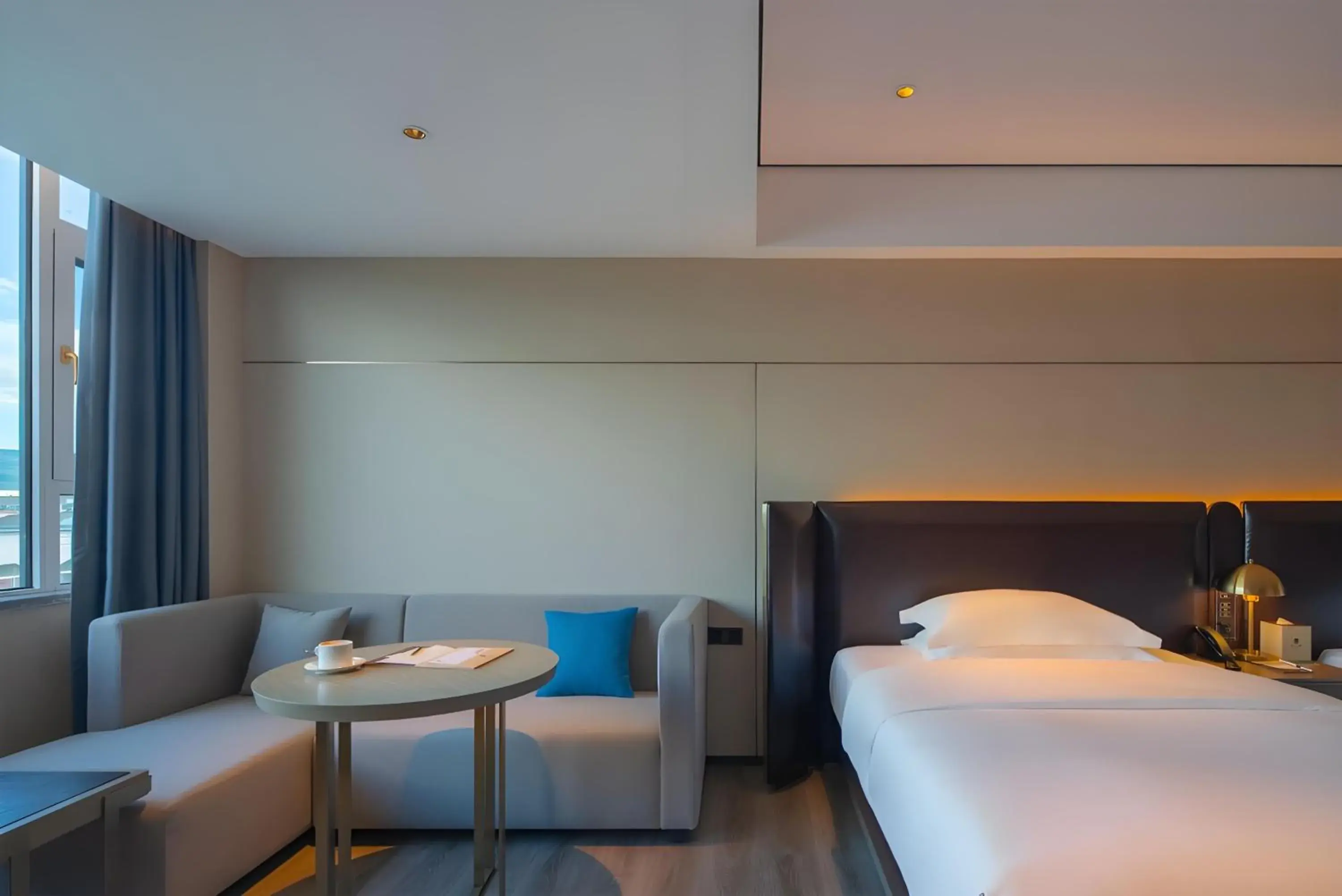 Superior Twin Room in Lijiang Old Town Echarm Plus Hotel Superior Twin Room in Lijiang Old Town Echarm Plus Hotel