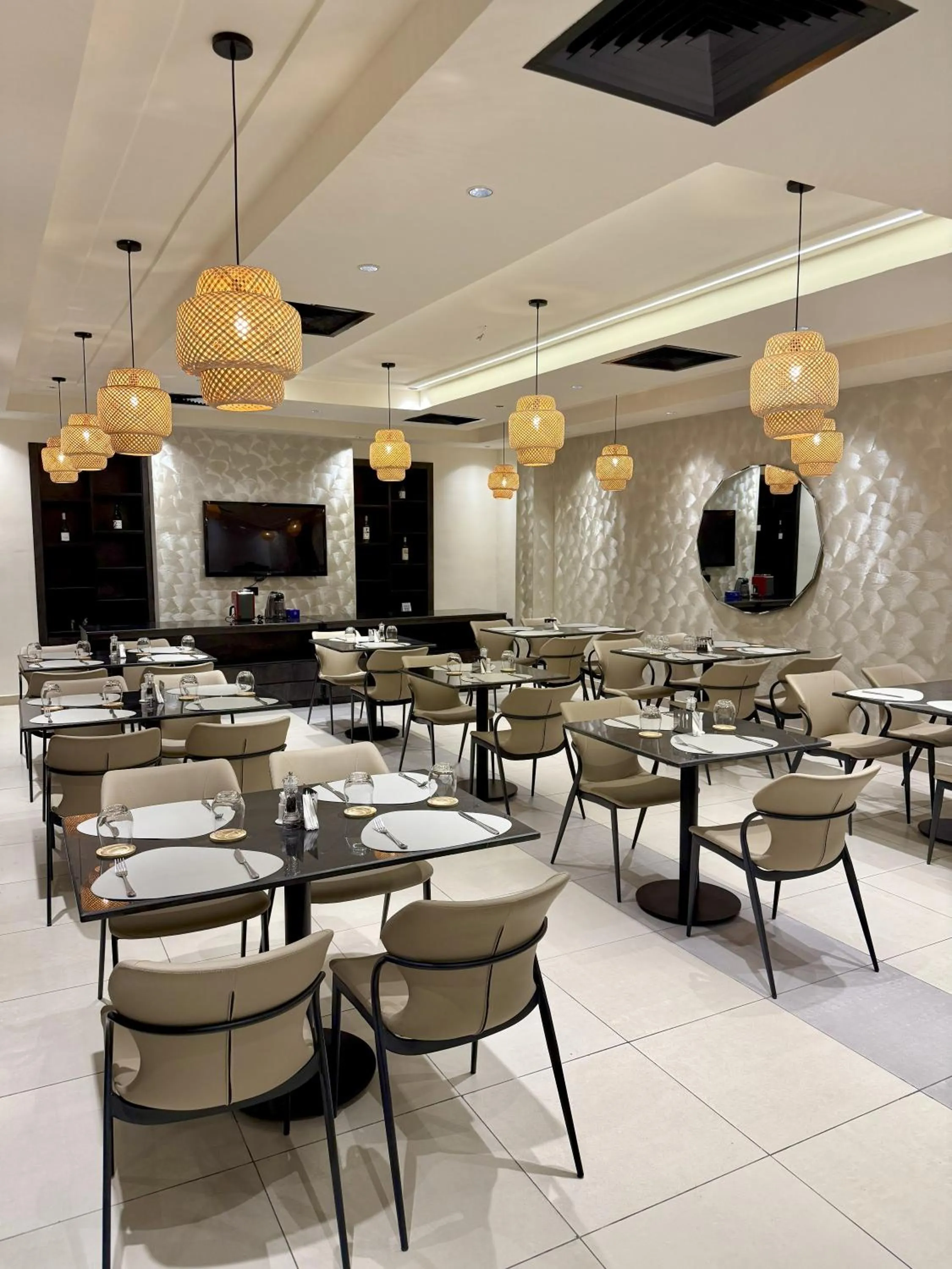 Restaurant/places to eat in George Residence TLC