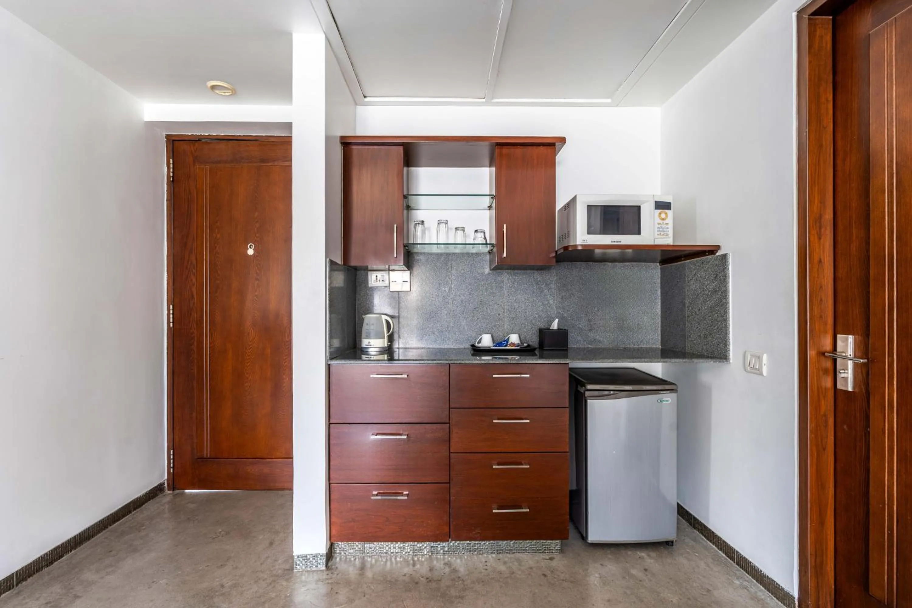 Coffee/tea facilities in The Pentouz - A Boutique Hotel