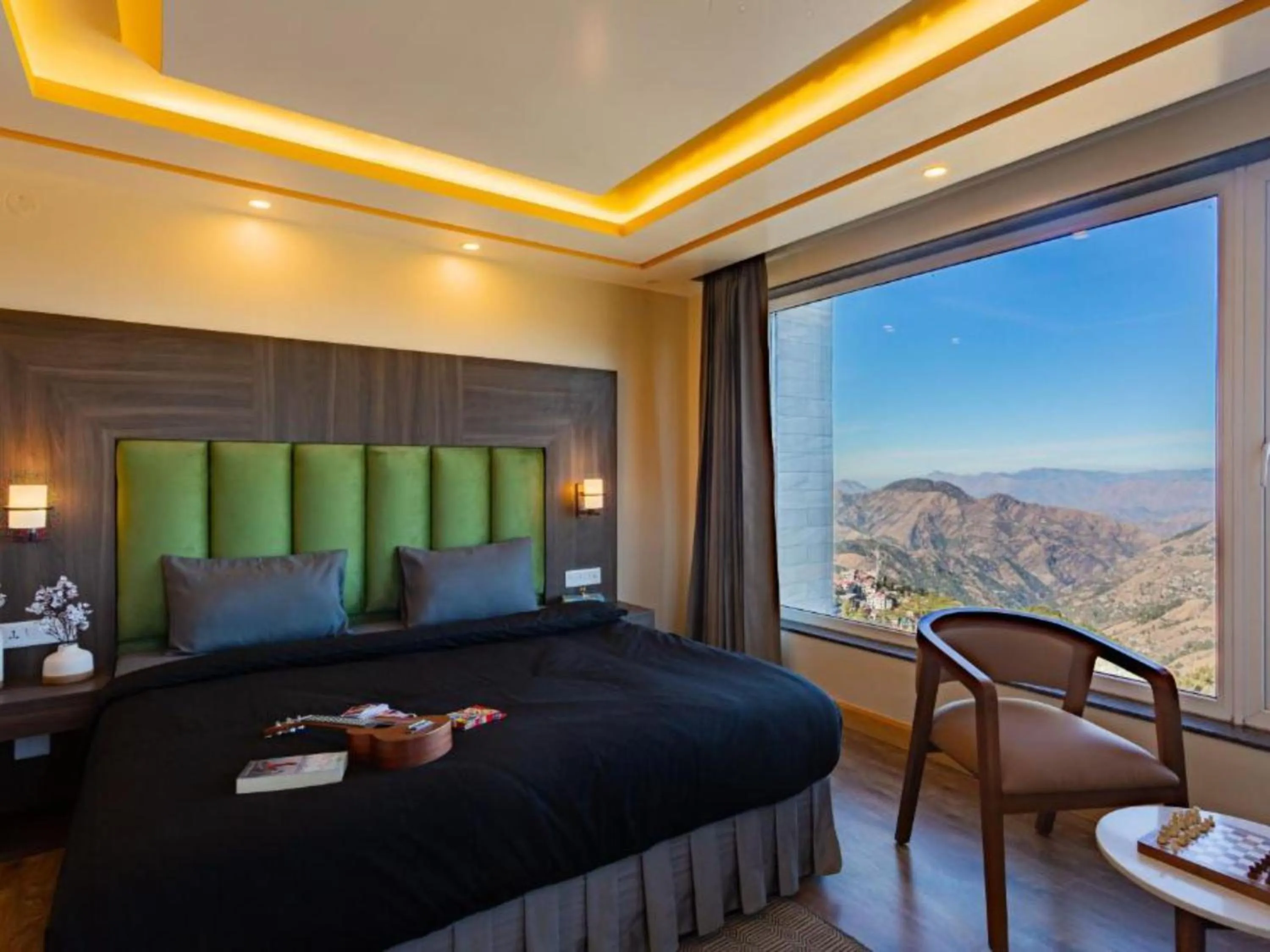 Bed in The Hosteller Shimla, Valley View