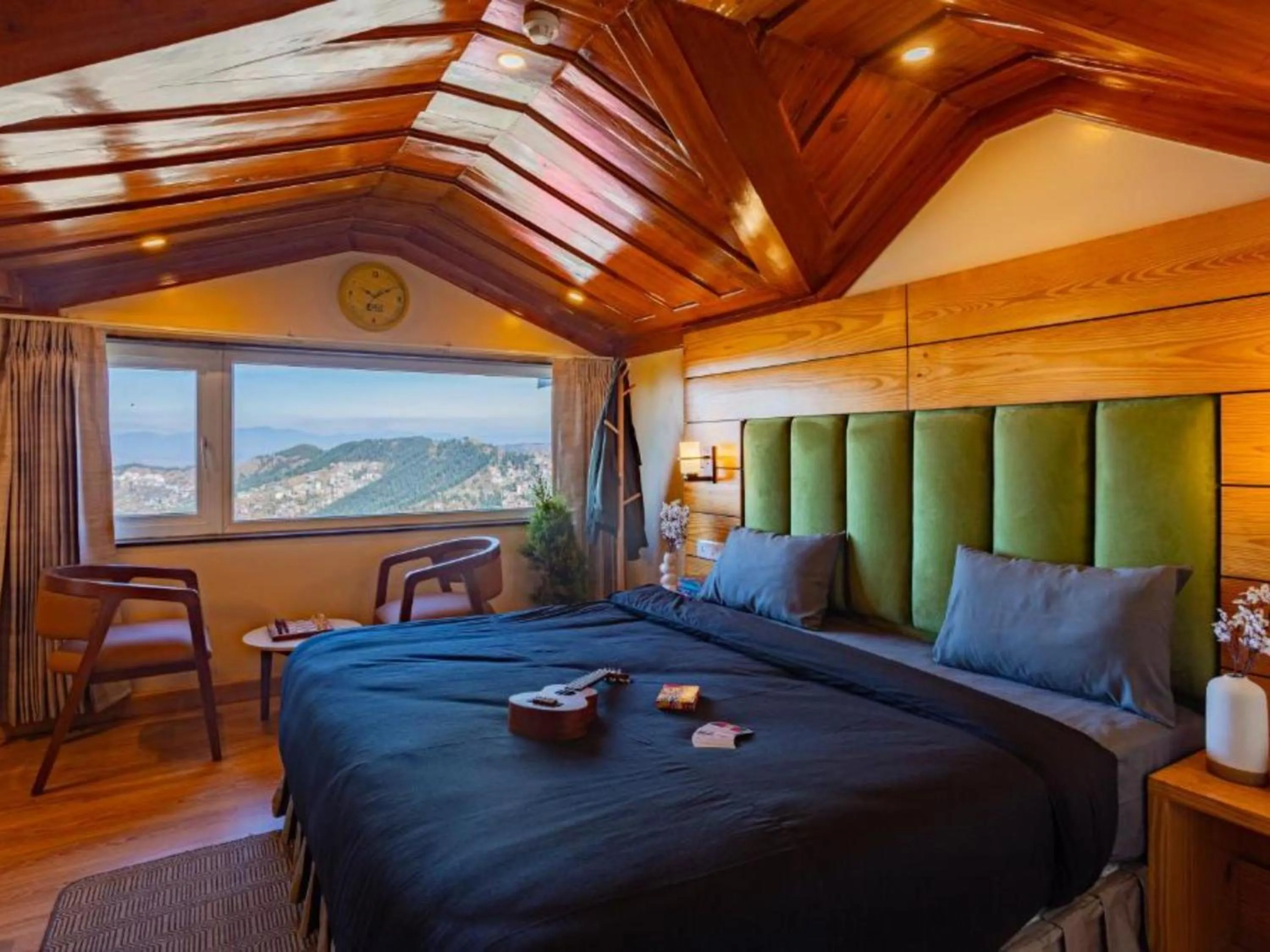 Bed in The Hosteller Shimla, Valley View