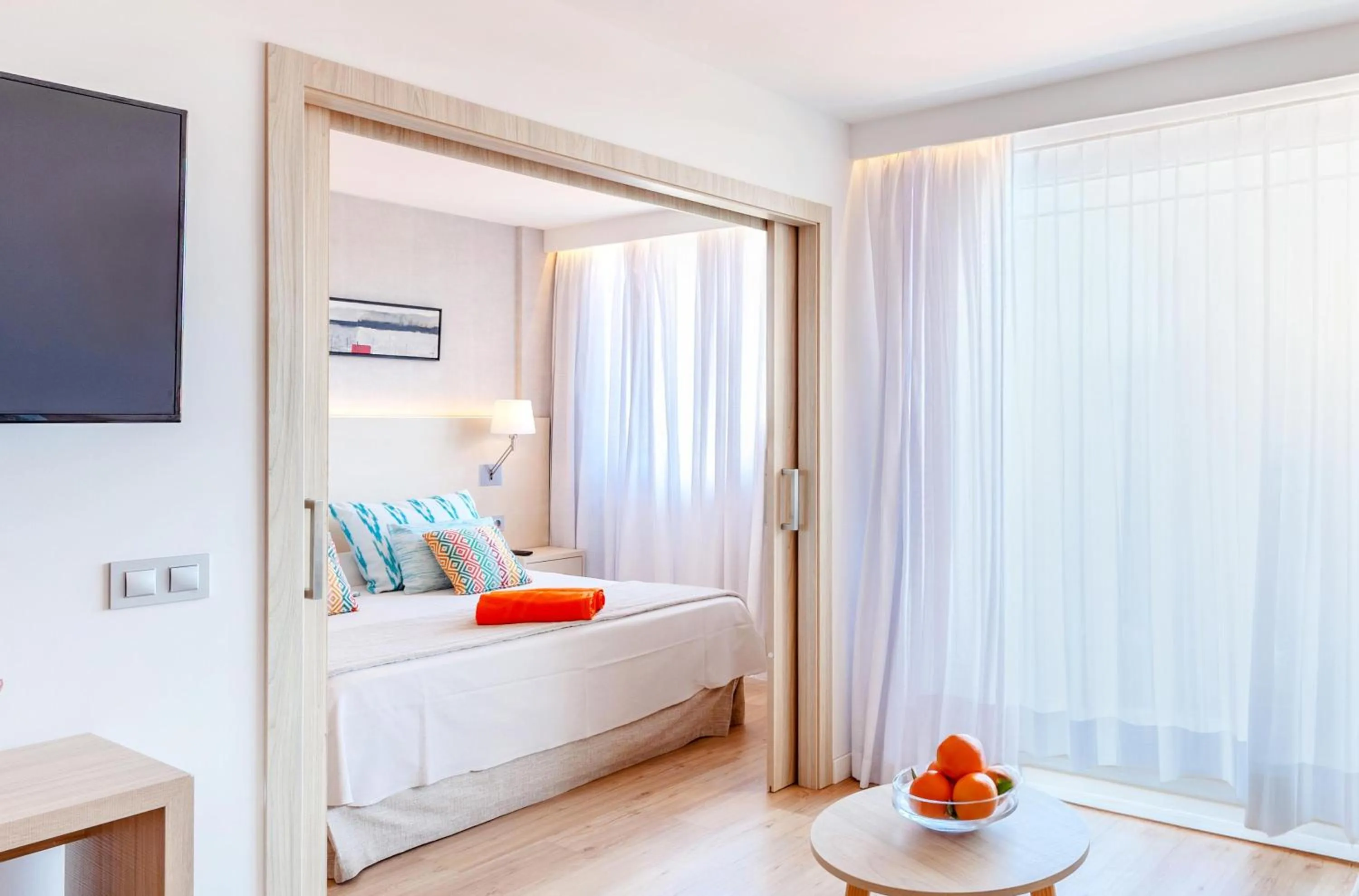 Photo of the whole room, Bed in VIVA Eden Lago