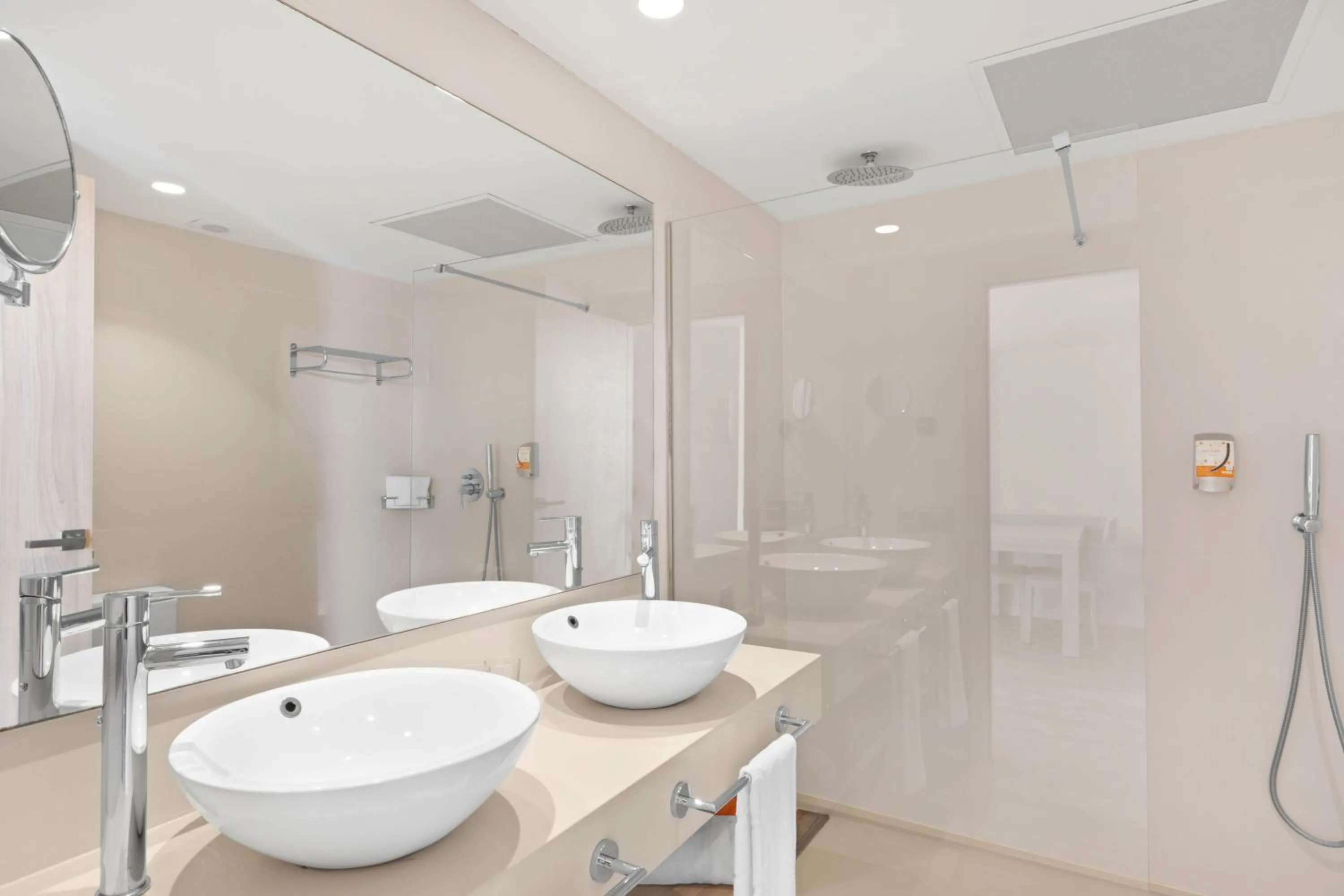 Bathroom in VIVA Eden Lago