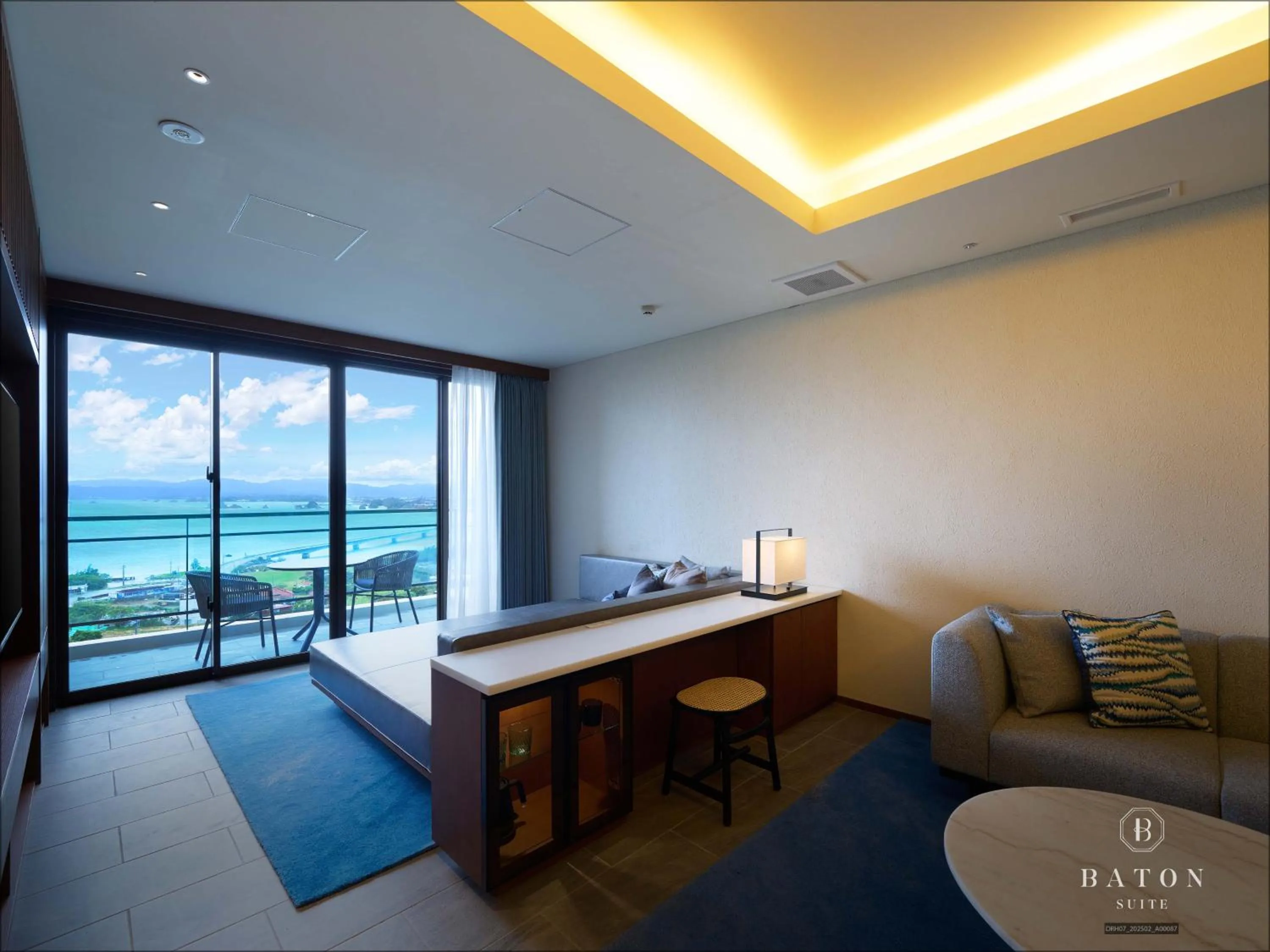 Photo of the whole room in BATON SUITE Okinawa-kourijima