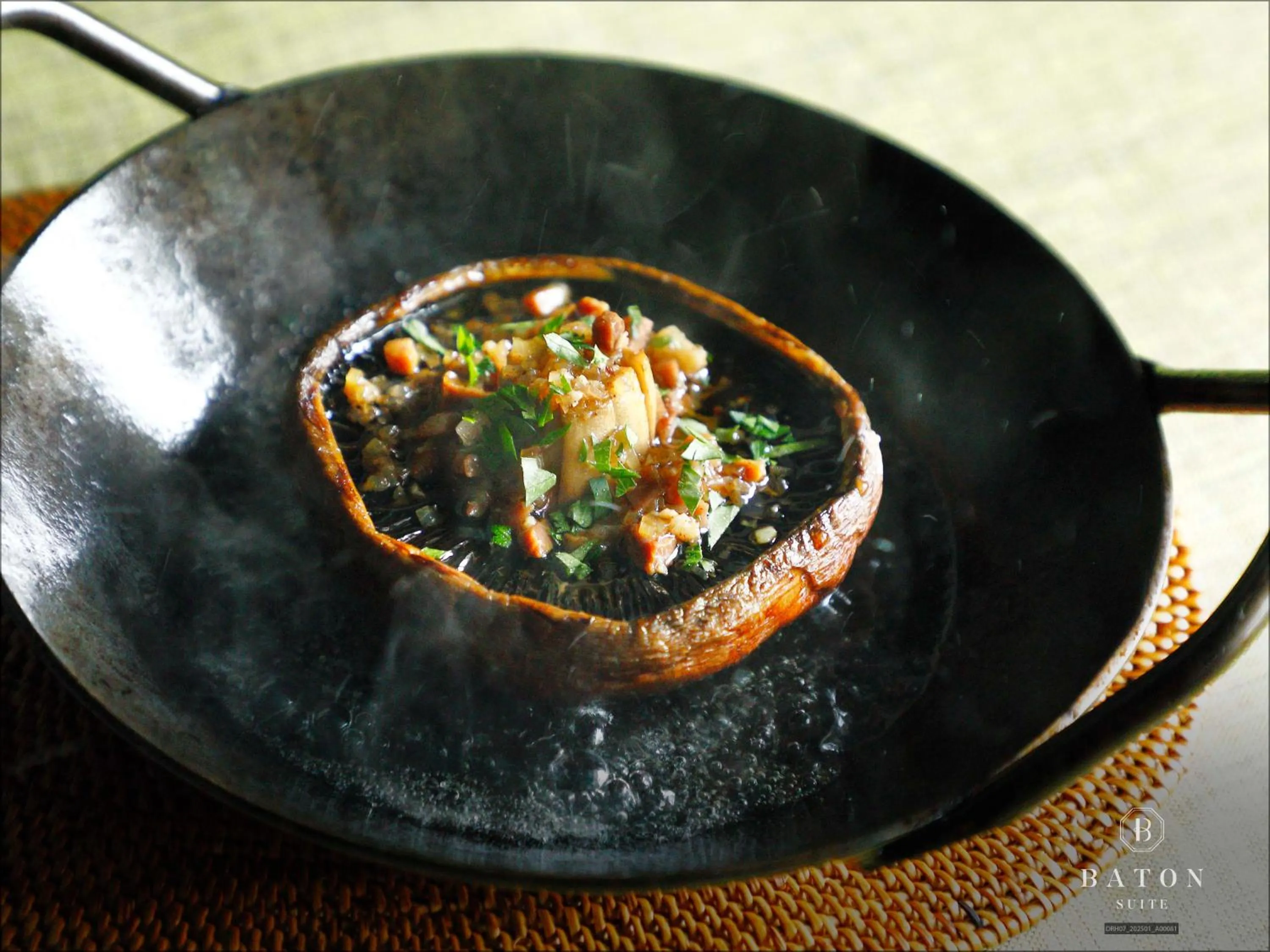 Restaurant/places to eat in BATON SUITE Okinawa-kourijima