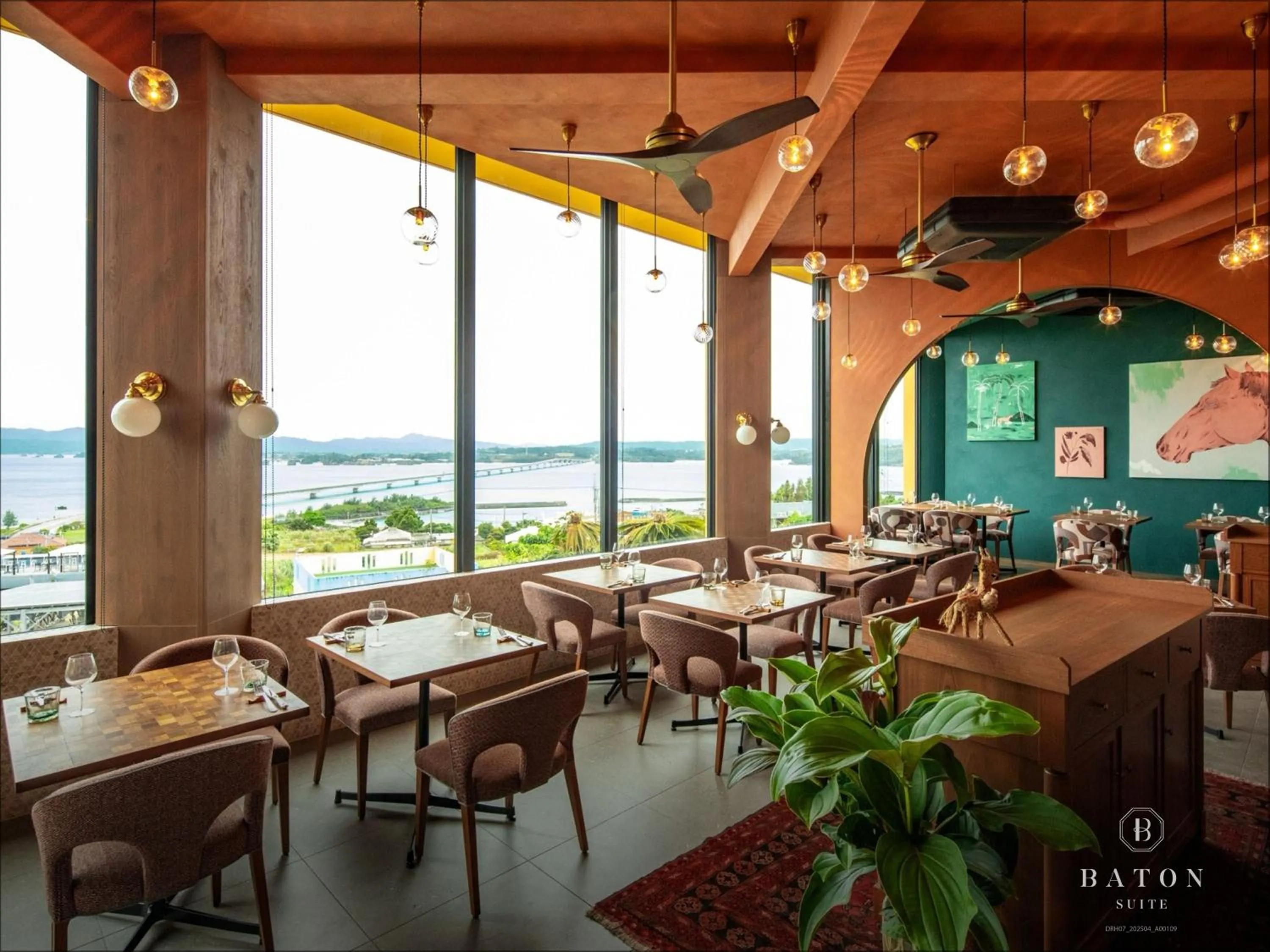 Restaurant/places to eat in BATON SUITE Okinawa-kourijima