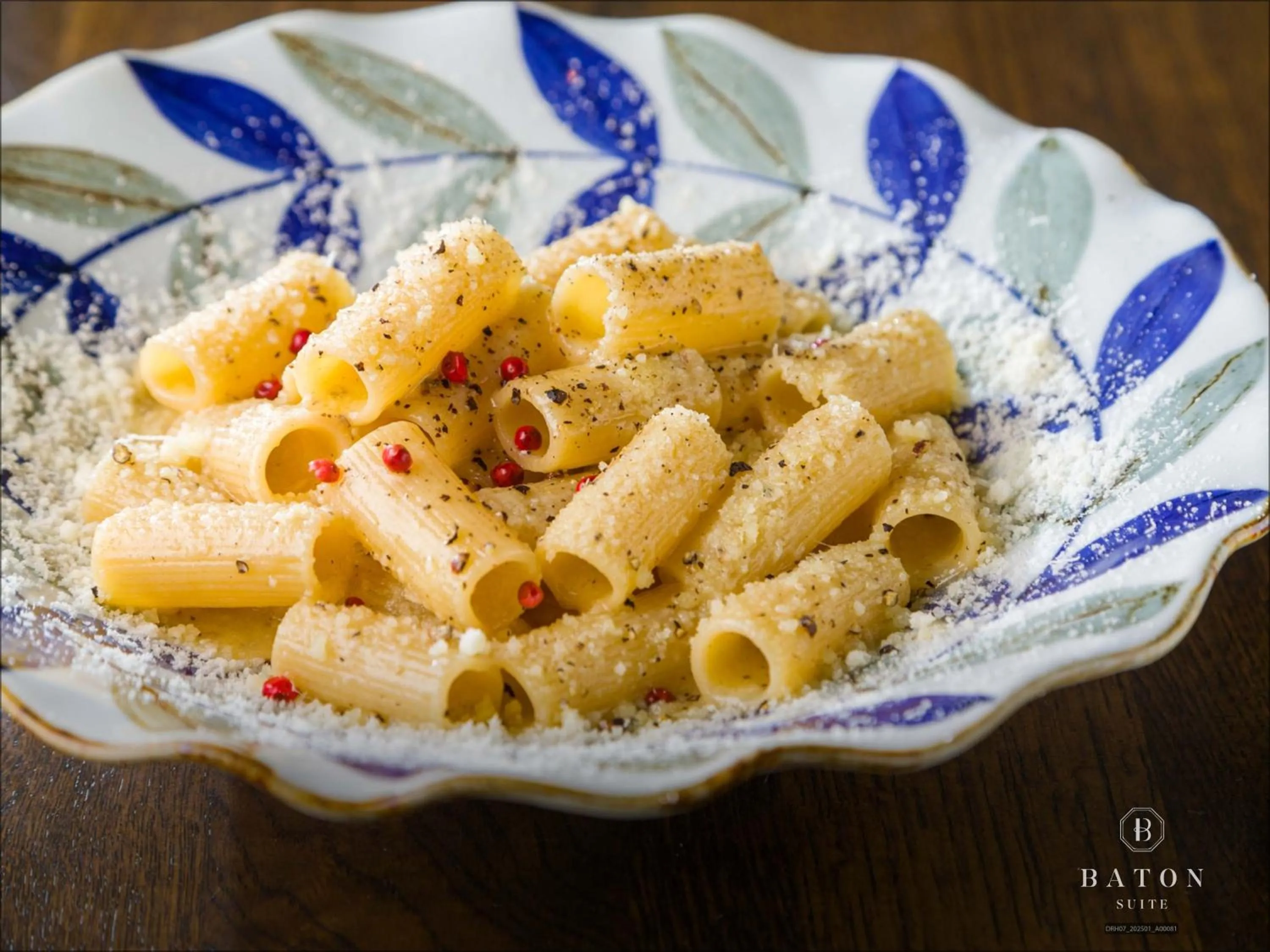 Restaurant/places to eat in BATON SUITE Okinawa-kourijima