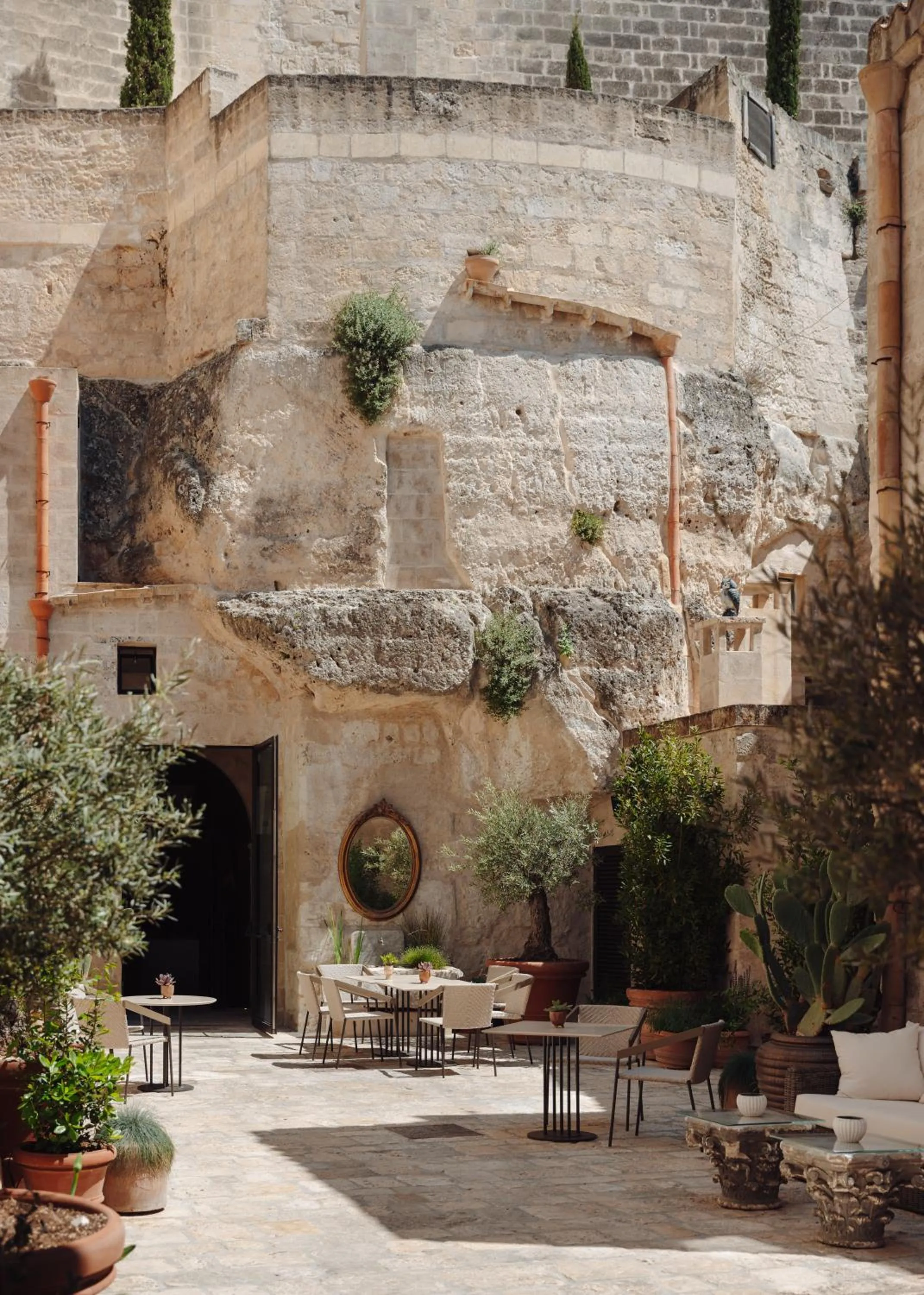 Property building in Vetera Matera