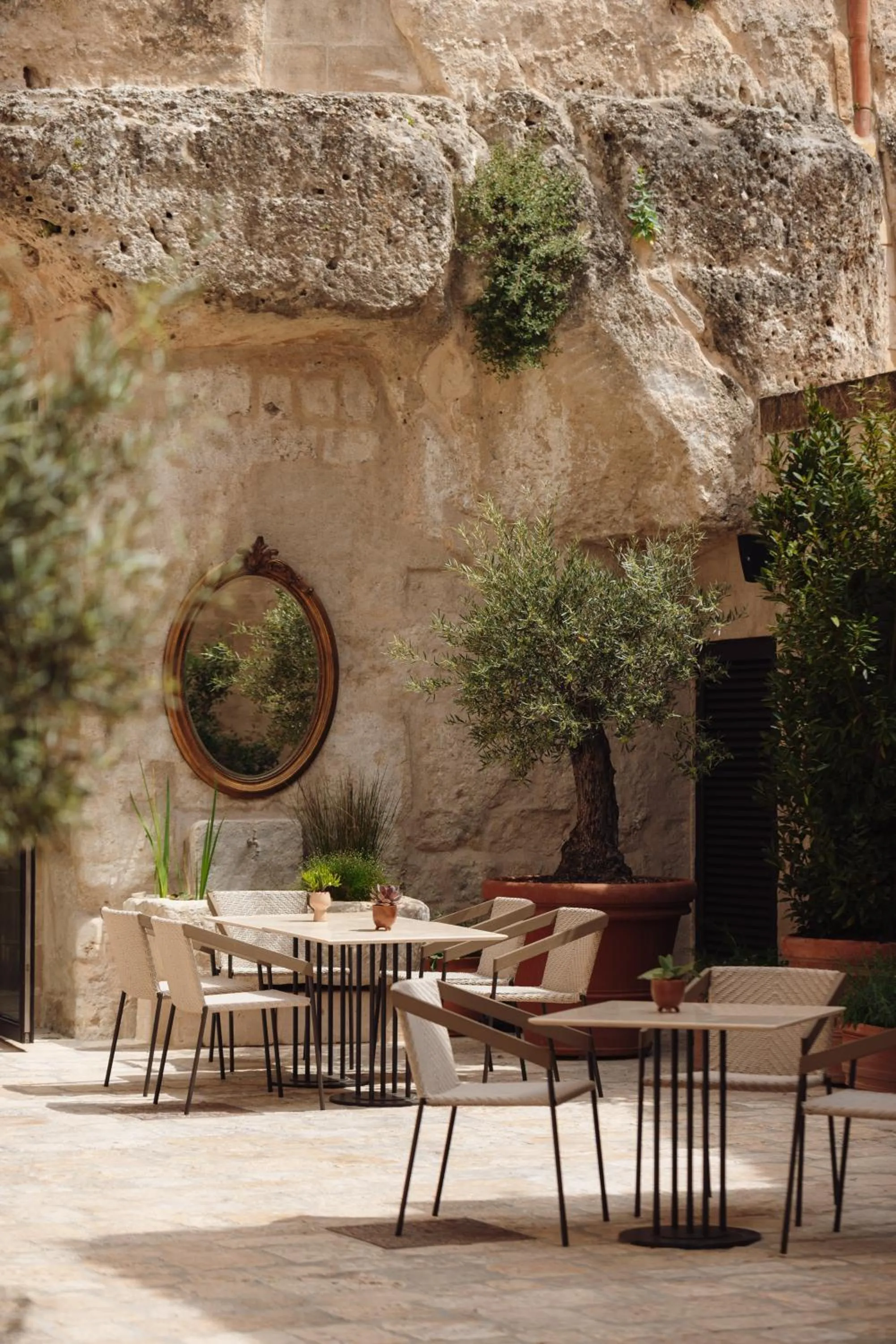 Property building in Vetera Matera