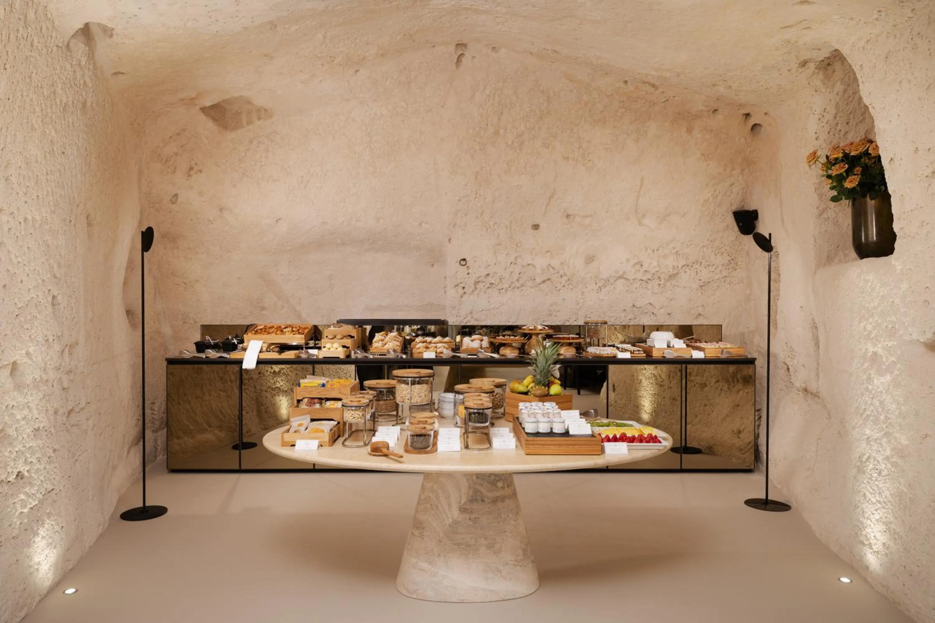 Buffet breakfast in Vetera Matera