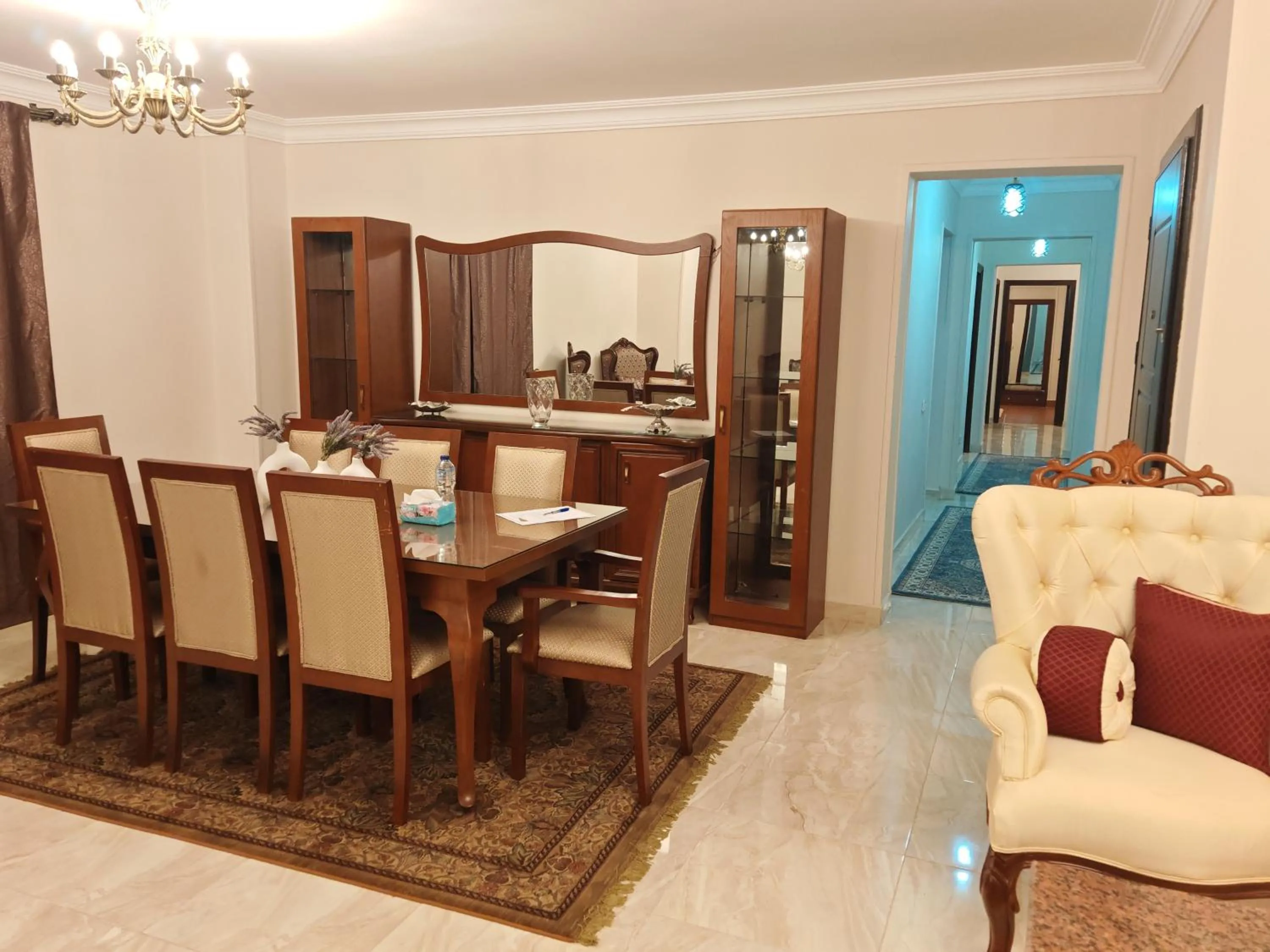 Two-Bedroom Apartment in Luxurious 3 room hotel apartment just steps away from North 90th Street offering a perfect blend of comfort and convenience Ideal for families