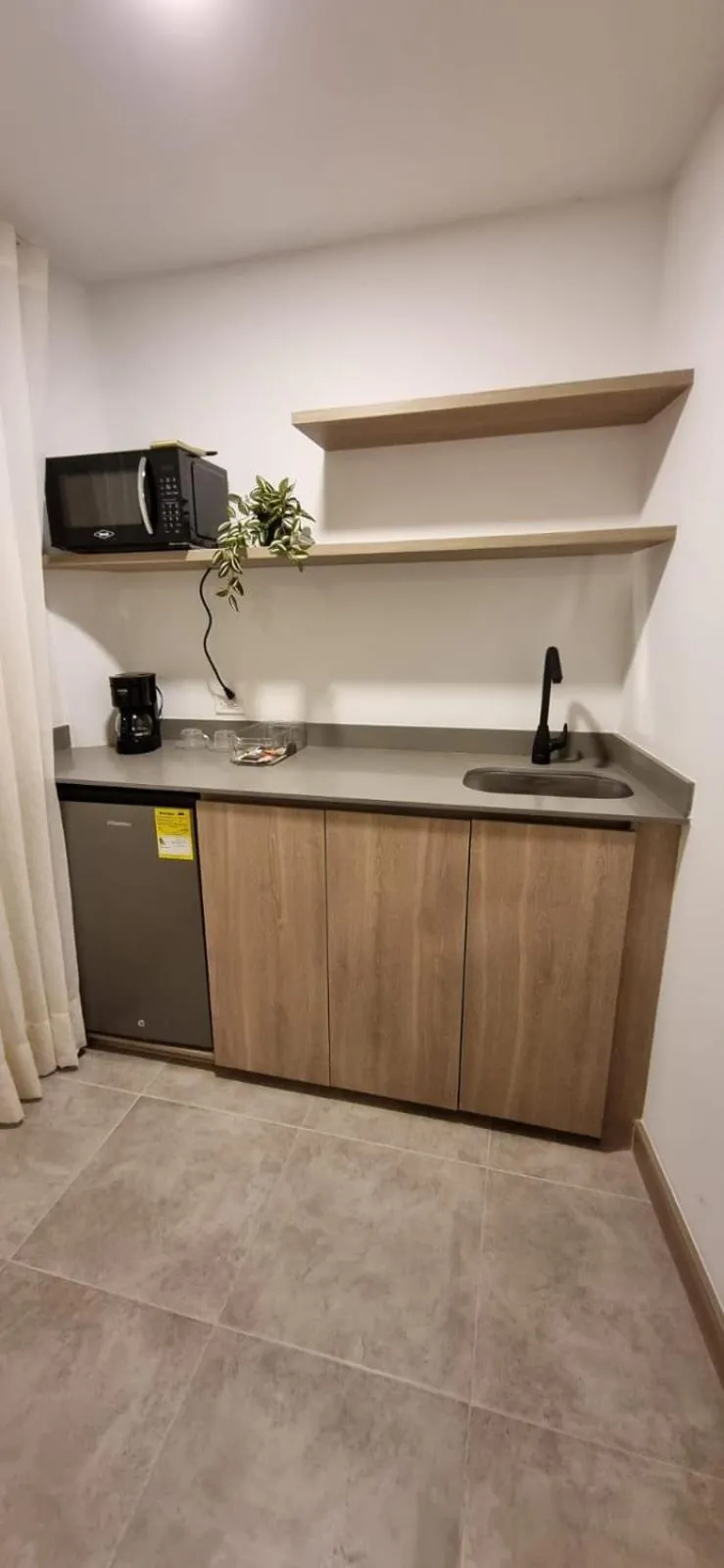 Kitchen or kitchenette in Hotel 45 Park