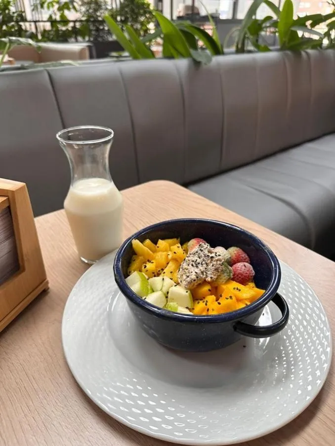 Breakfast in Hotel 45 Park